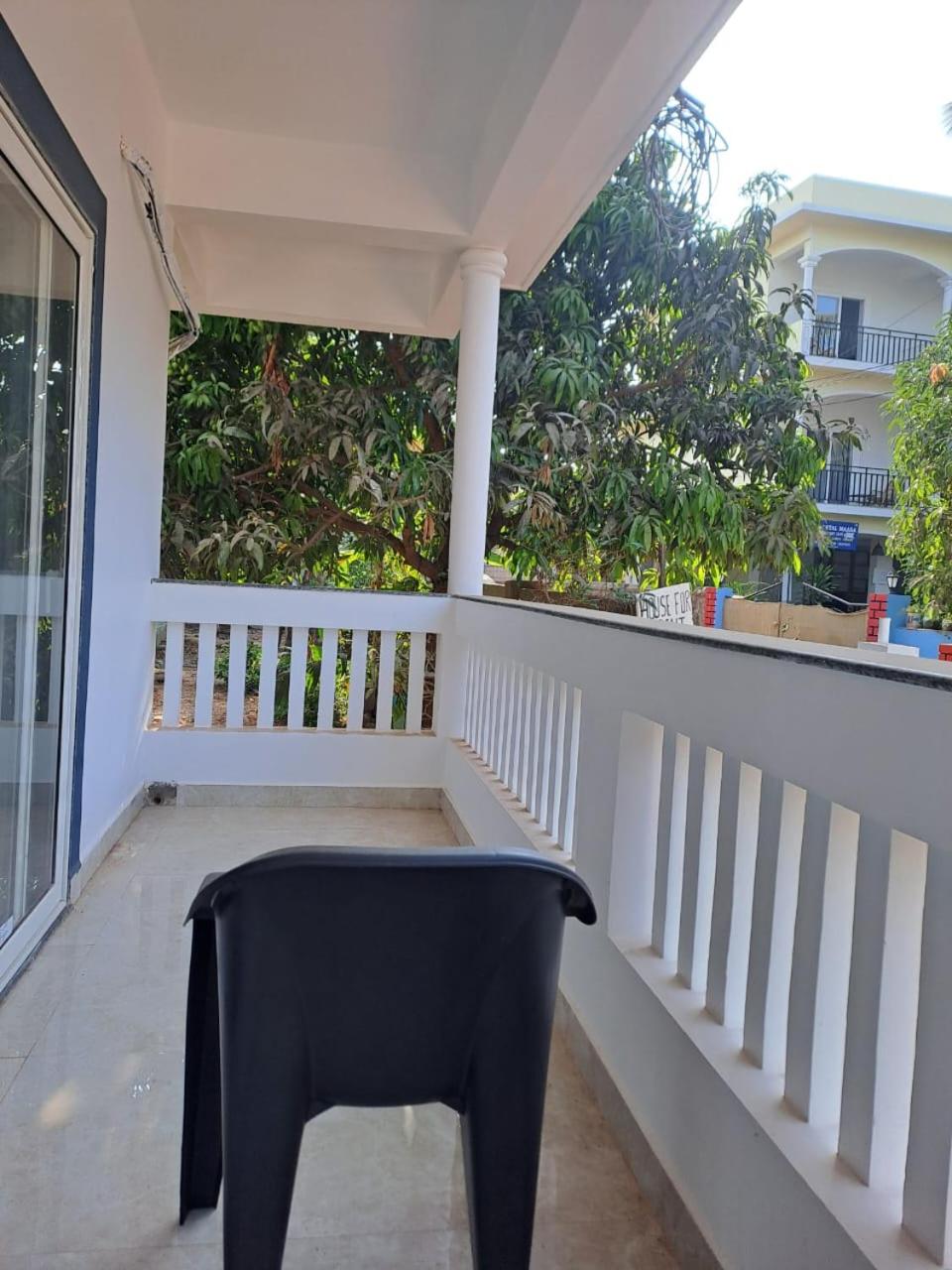 APRICOT INN view 4
