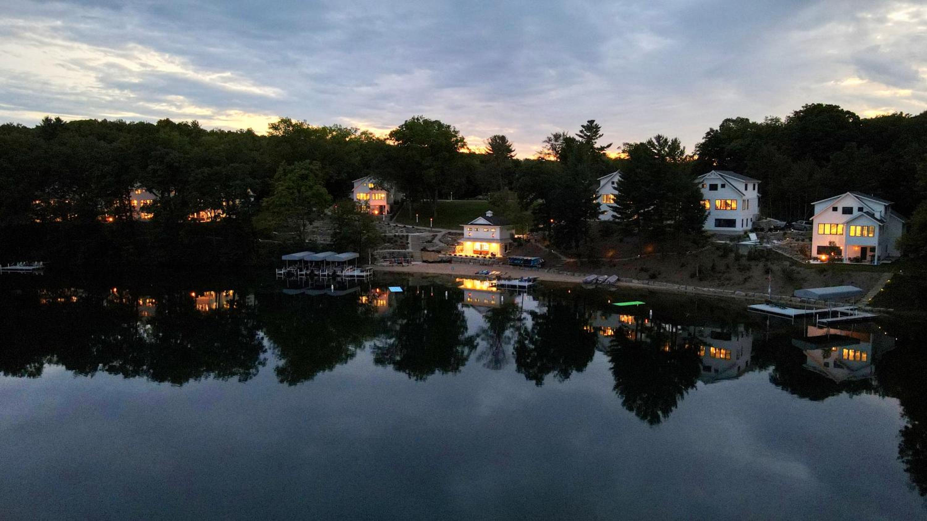 Lakemore Resort