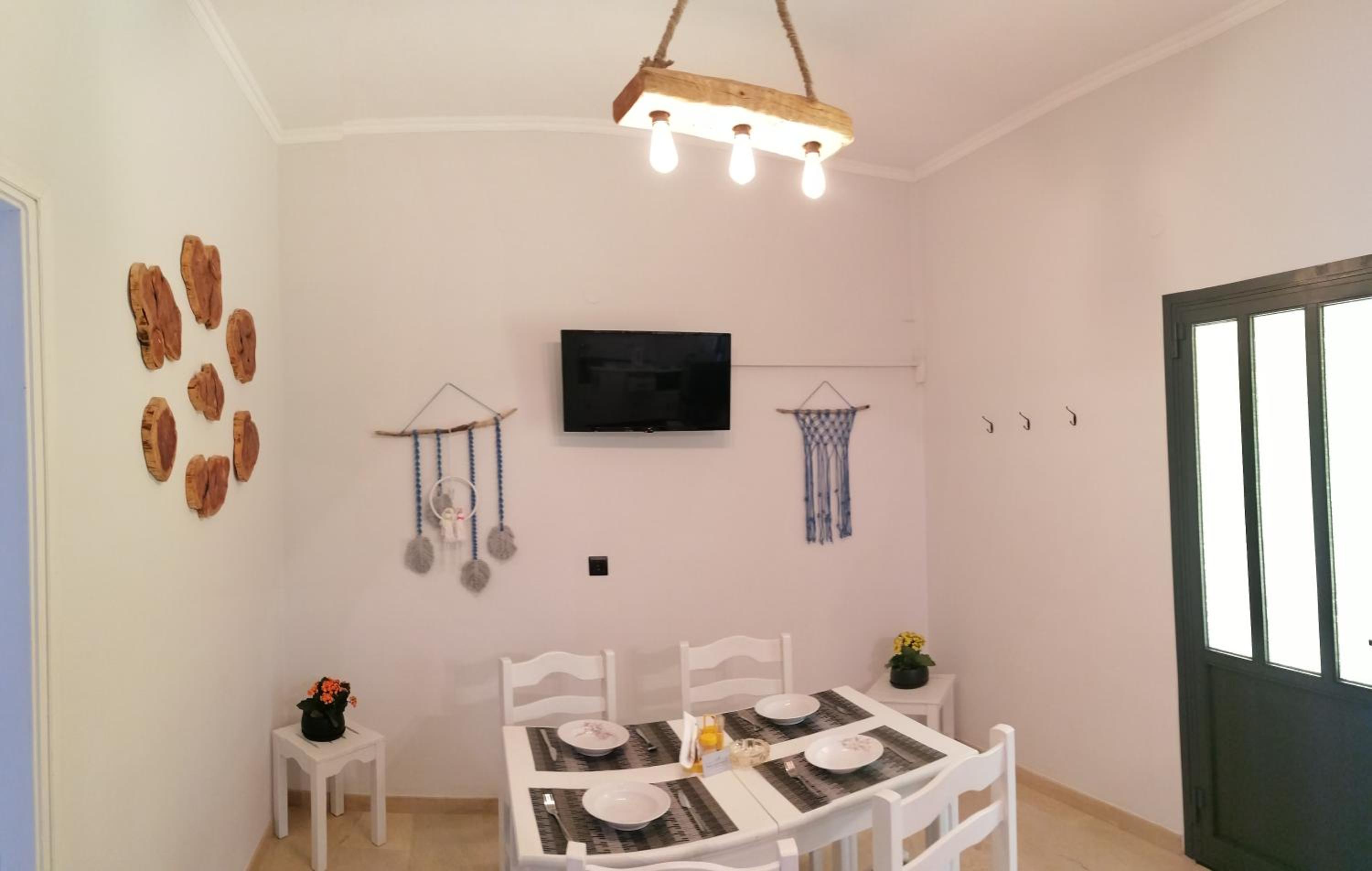 Makis Apartments