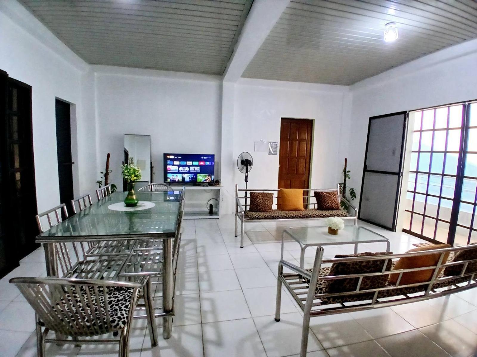 Lucky one transient ( 1 family room)
