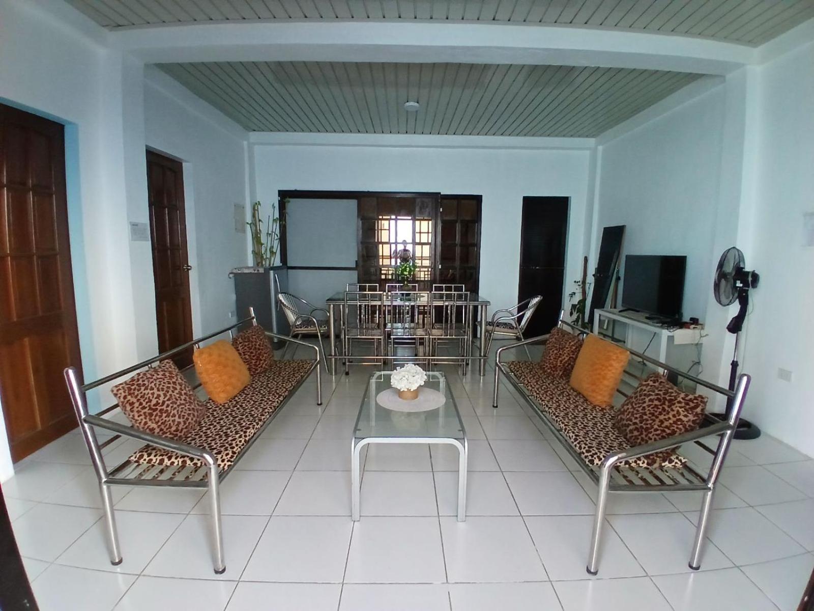 Lucky one transient ( 1 family room)