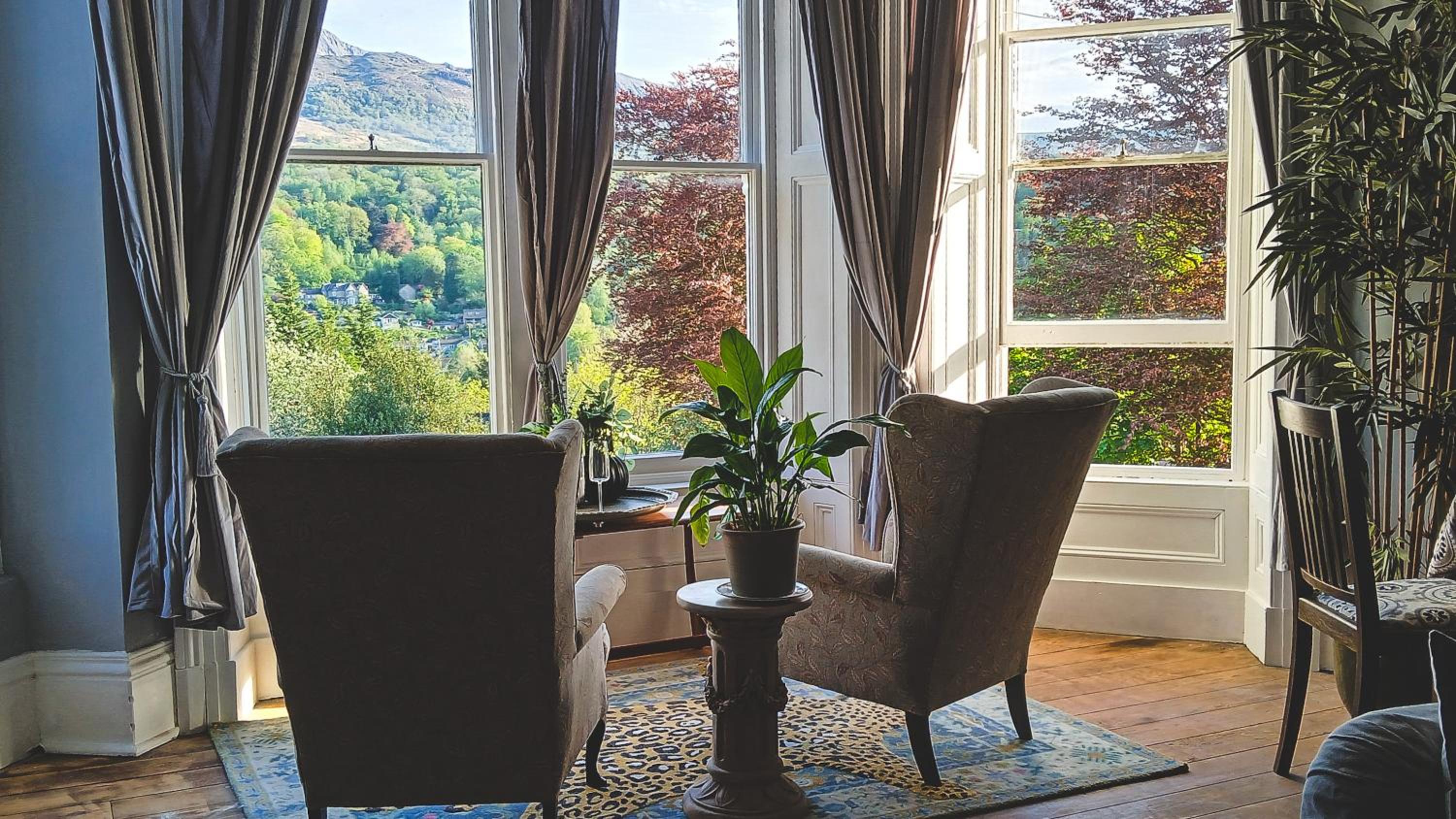 Amazing Cader views Torrent en suite view 4