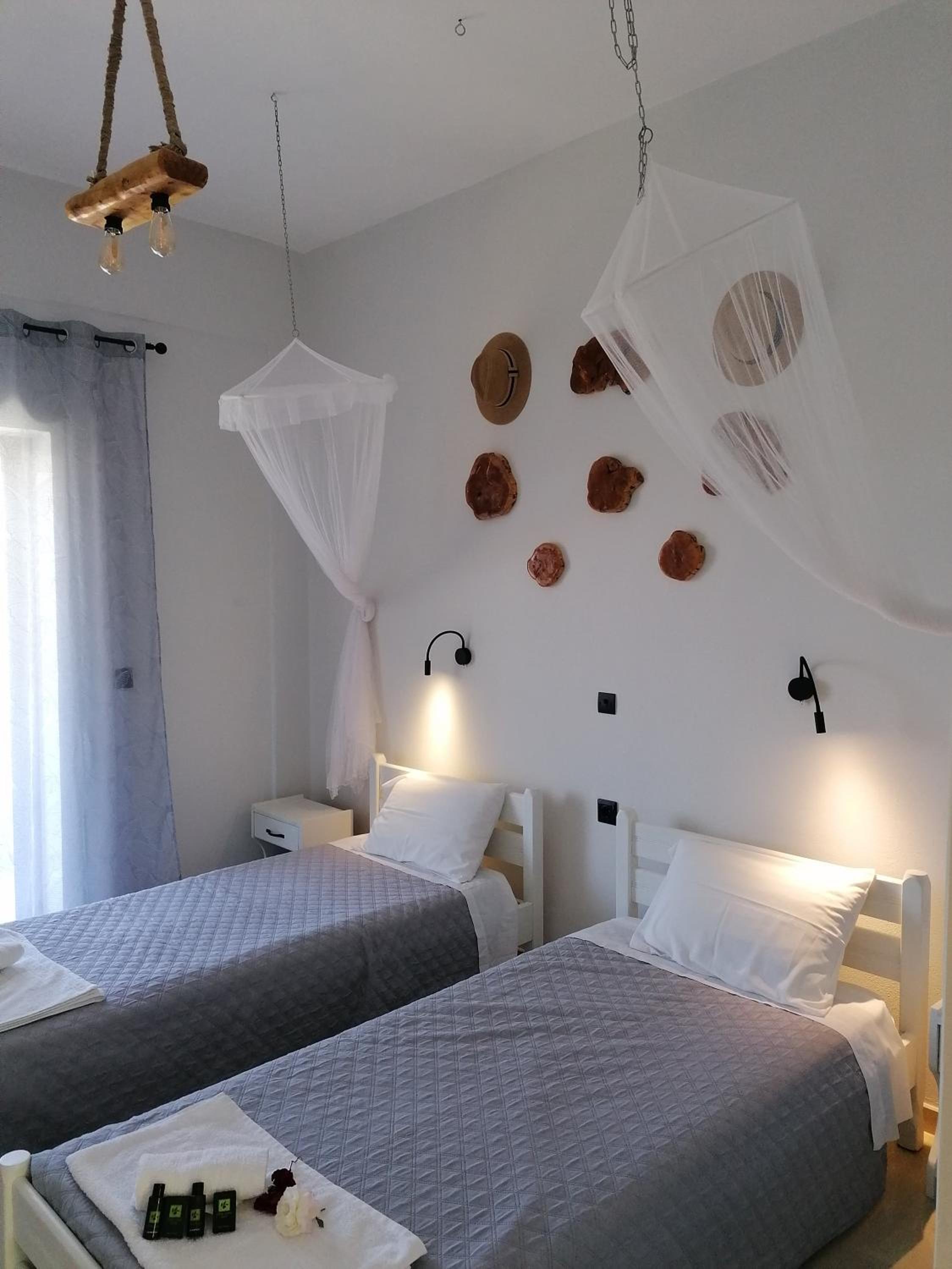 Makis Apartments