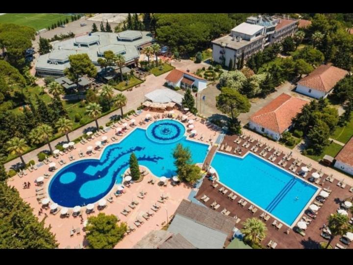 Resy Apartments
