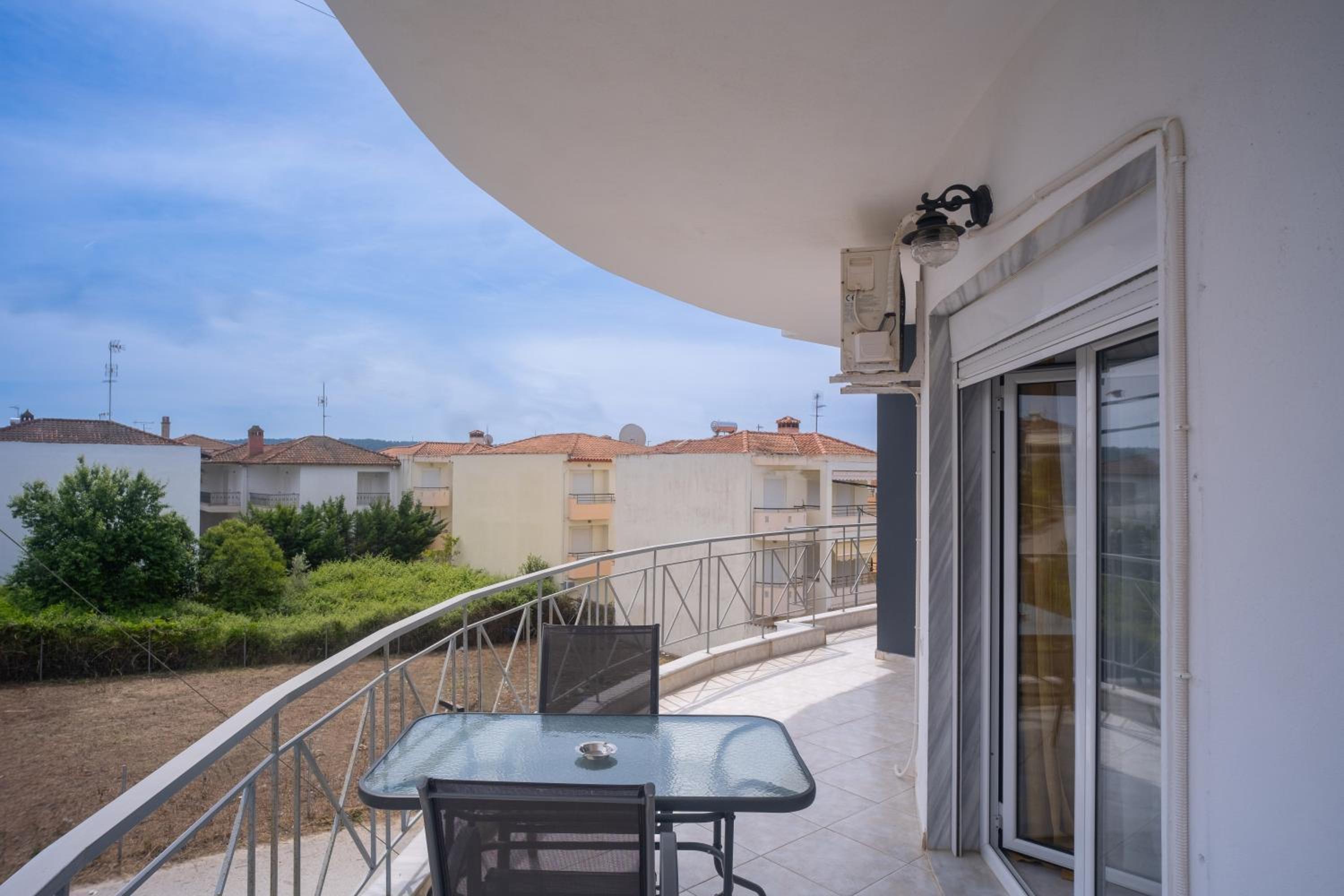 DOMES APARTMENTS
