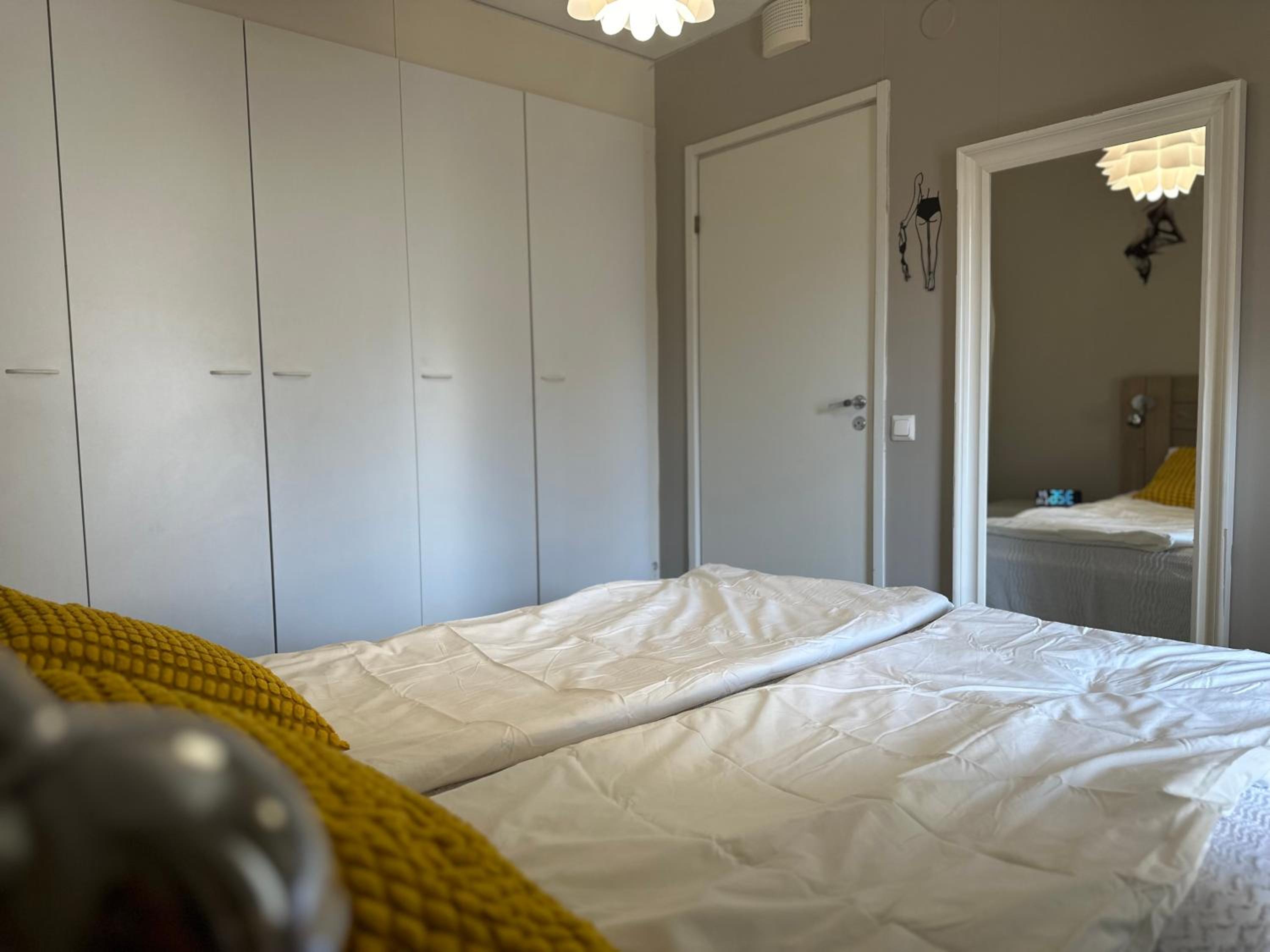 Joni Apartments