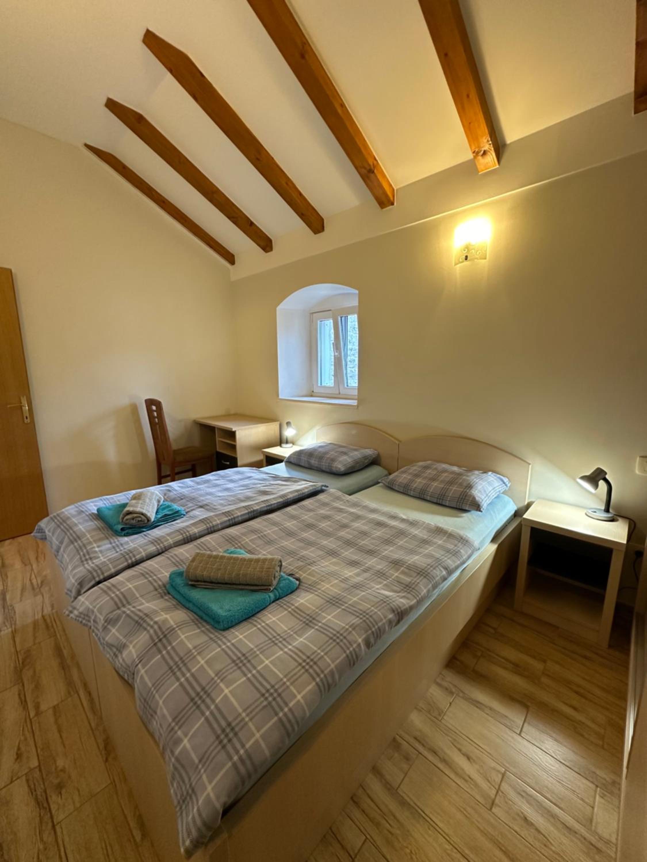 Trogir old town apartments with FREE parking view 4
