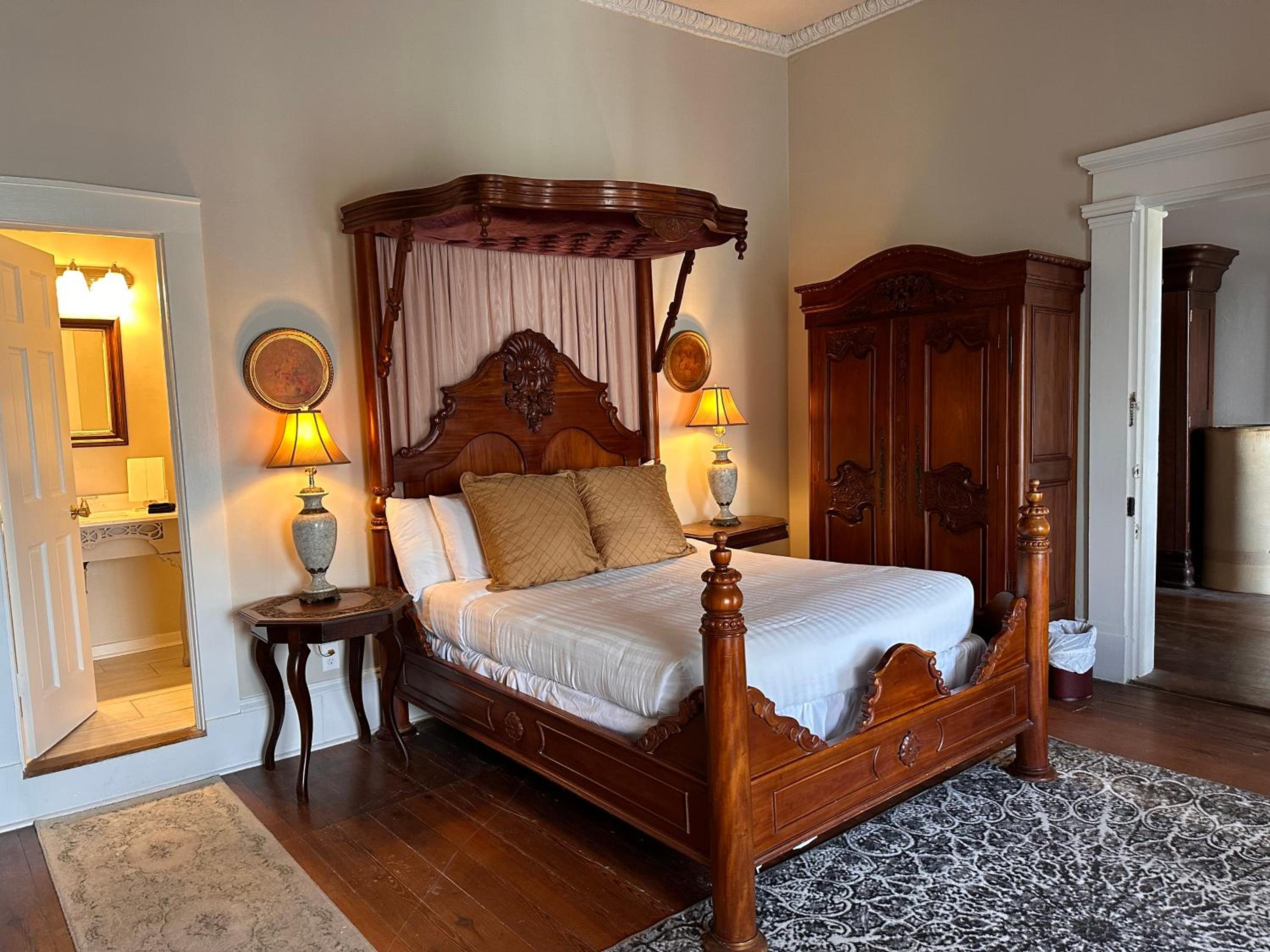 The Inn at Cedar Grove