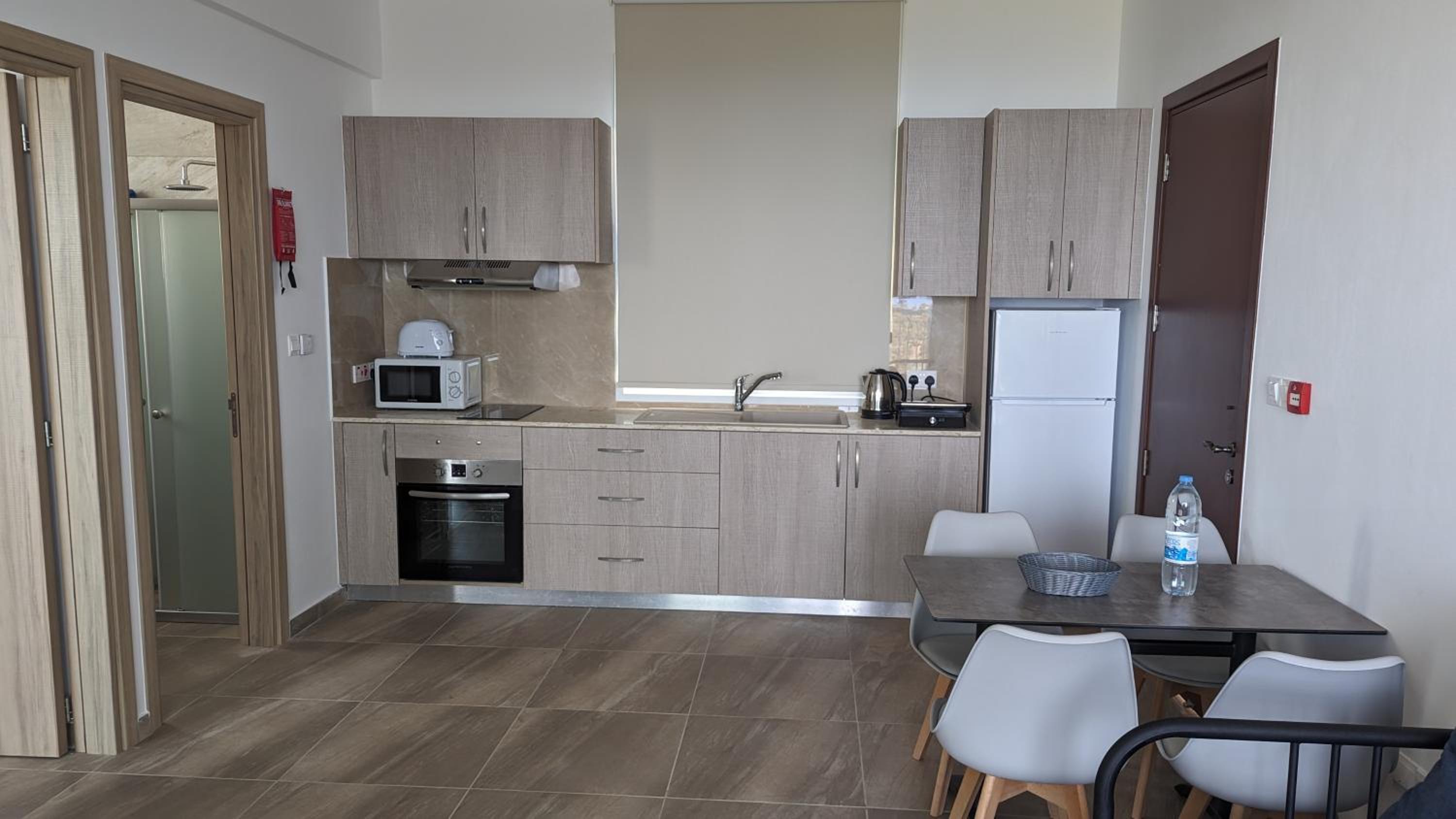 AKAMAS THRONE APARTMENTS