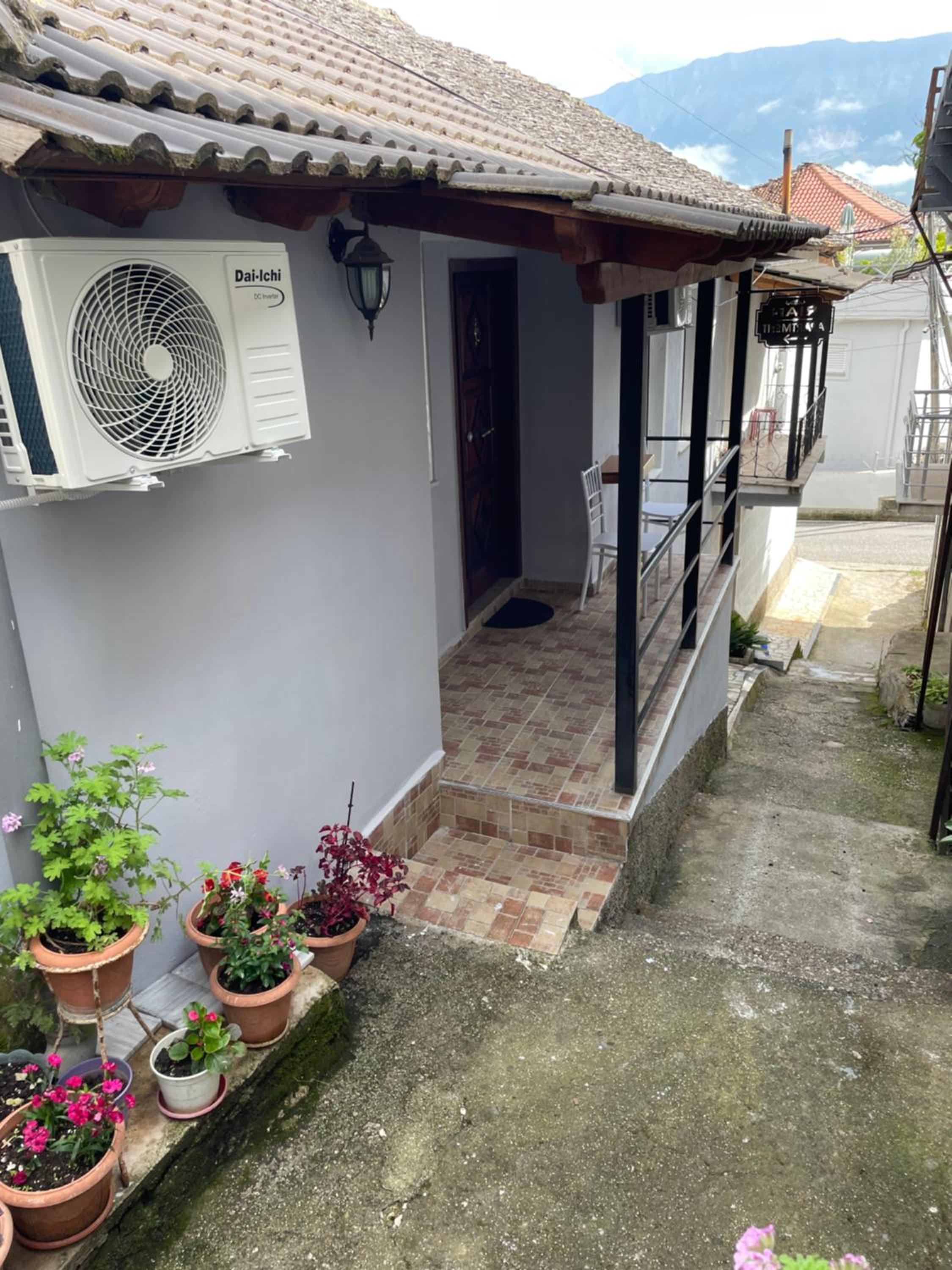Rian Apartment