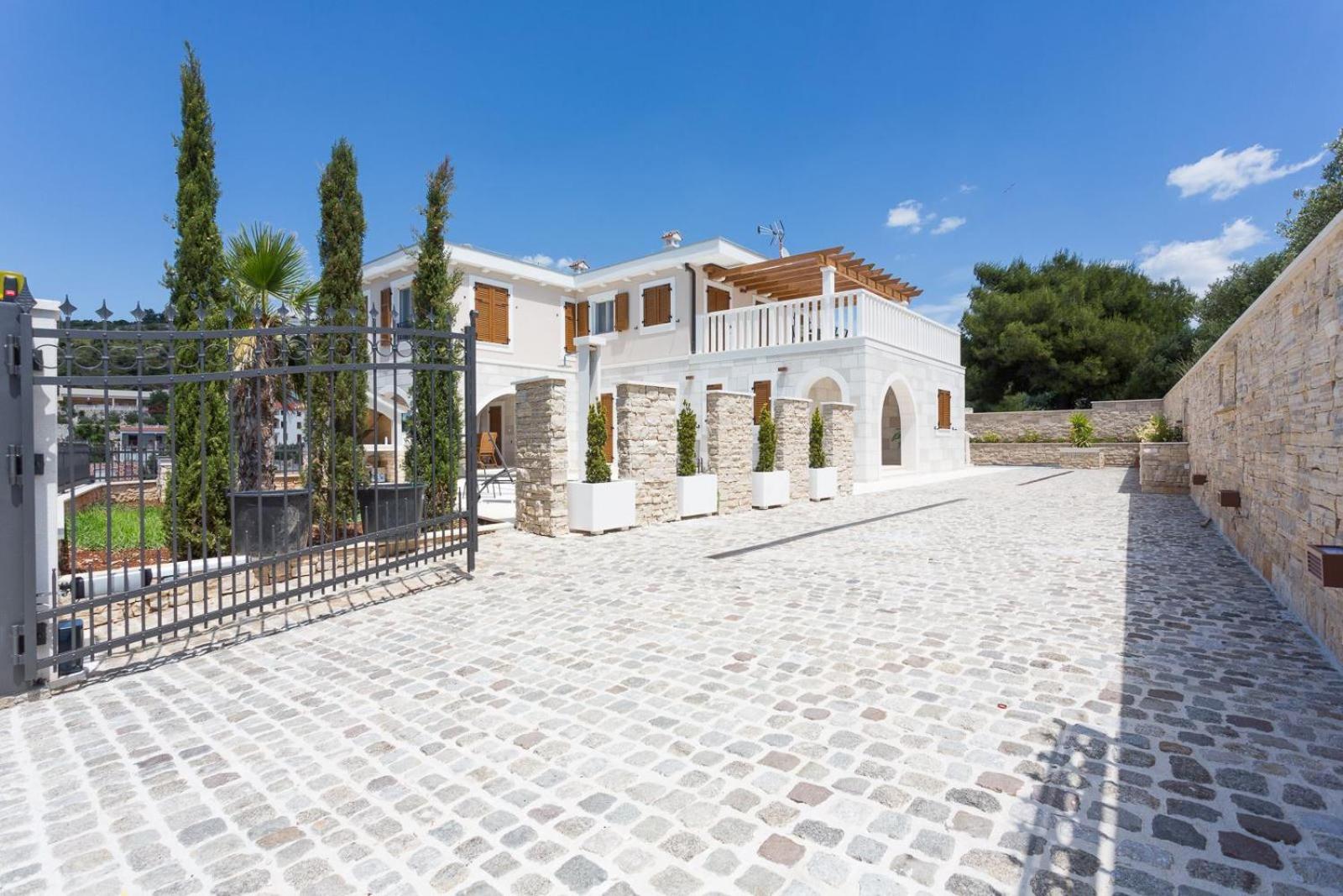 Villa Elena Mit Pool, Nur 60 Meter Zum Meer view 4