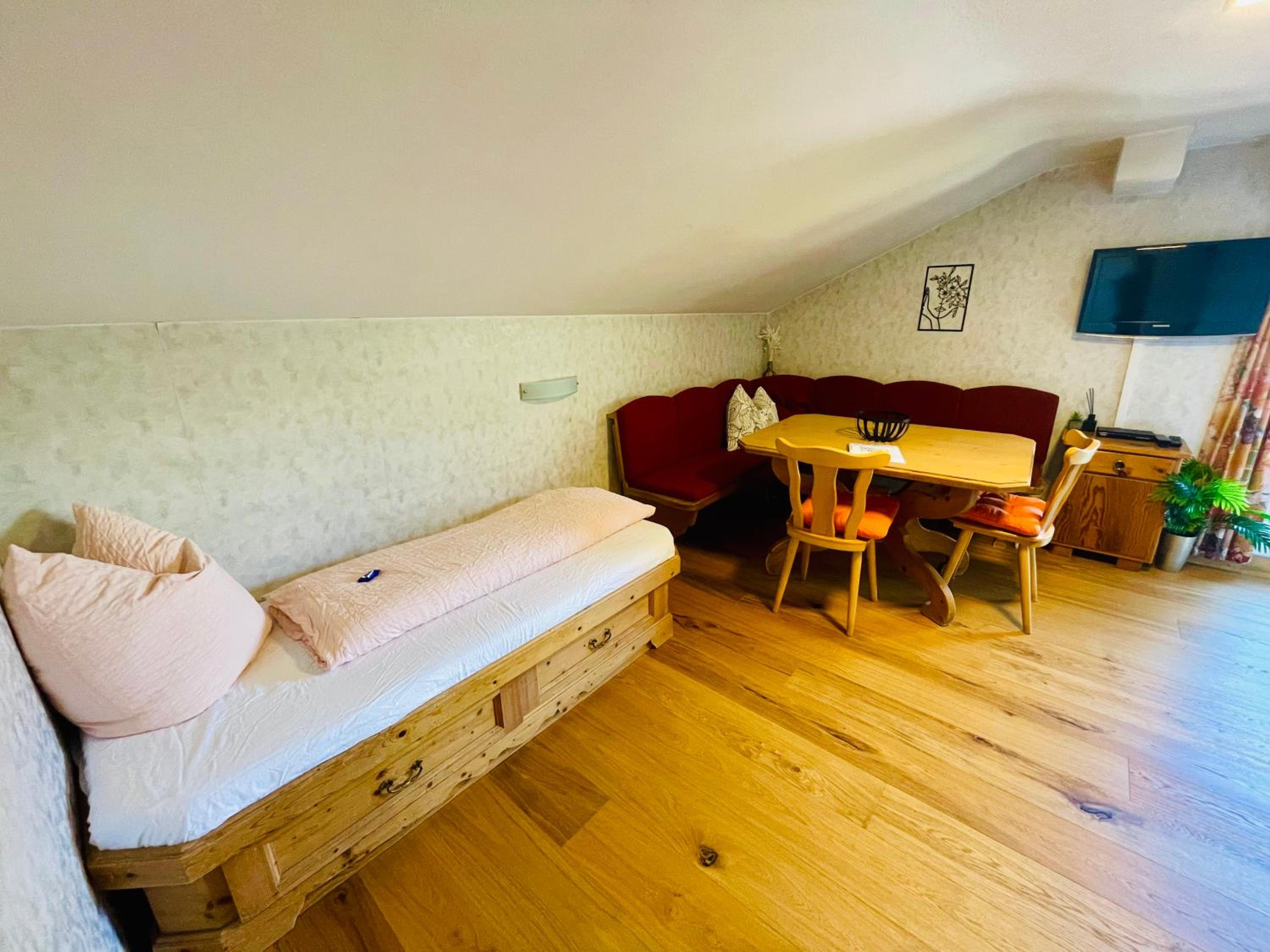 Pop-up2 Apartment - Zentral, Balkon, wandern, biken