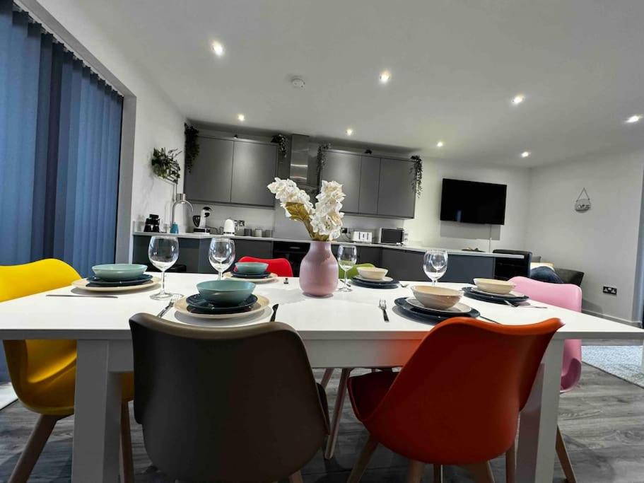 Seashell - Hornsea Duplex Apartment with Sea Views and Balconies