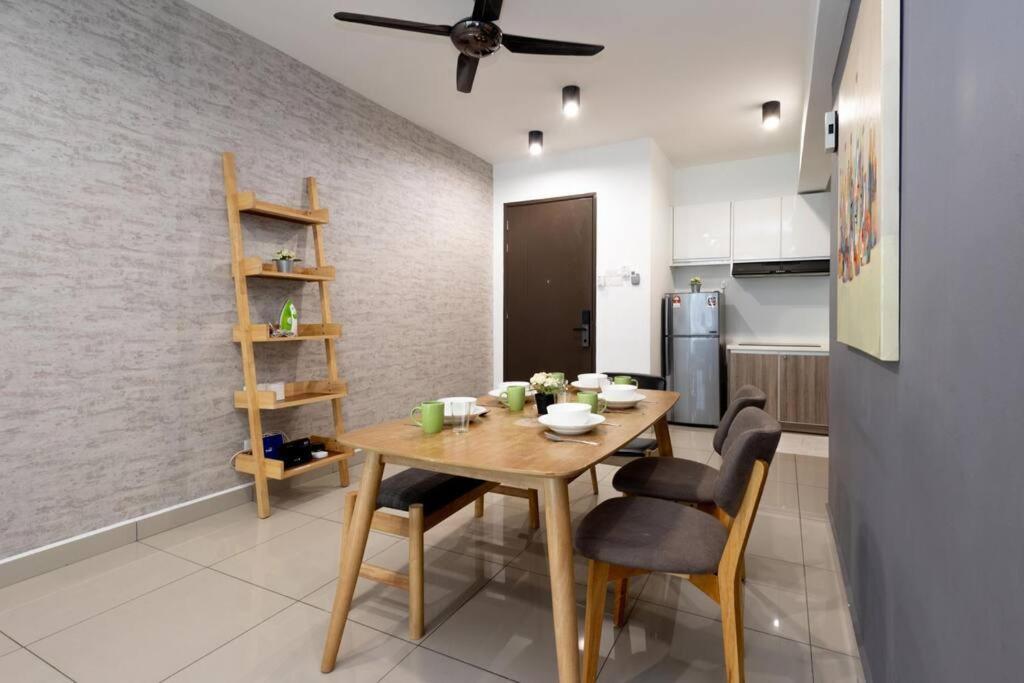 Dream - Summer @Majestic Condo photo 3
