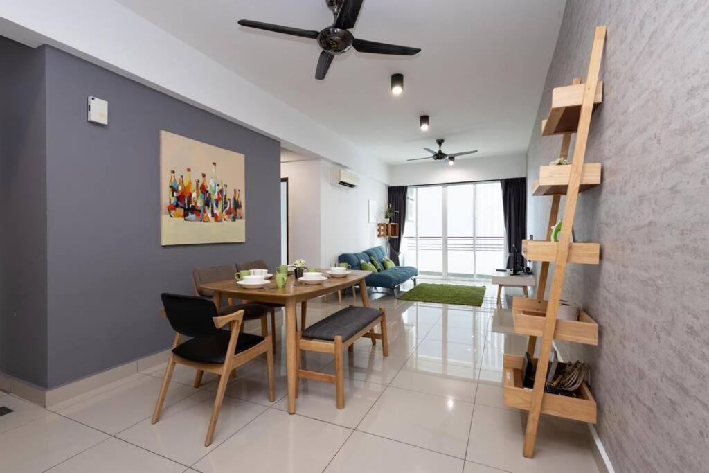 Dream - Summer @Majestic Condo photo 8