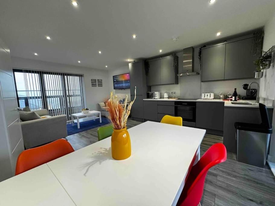 Driftwood - Hornsea Town House with Sea Views and Balconies view 3