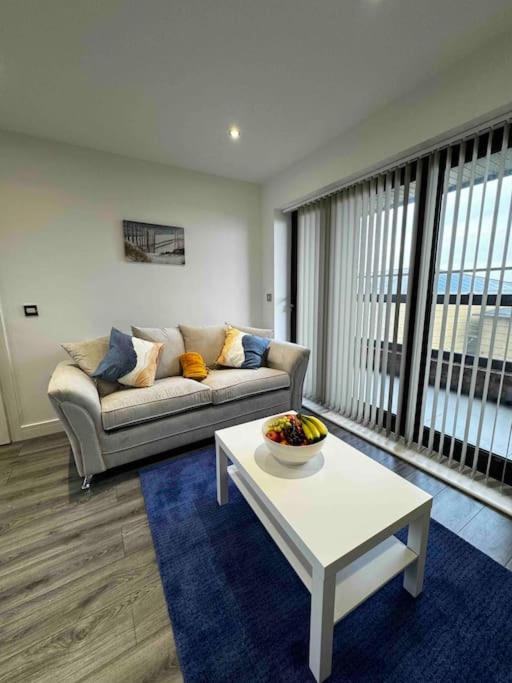 Driftwood - Hornsea Town House with Sea Views and Balconies view 2