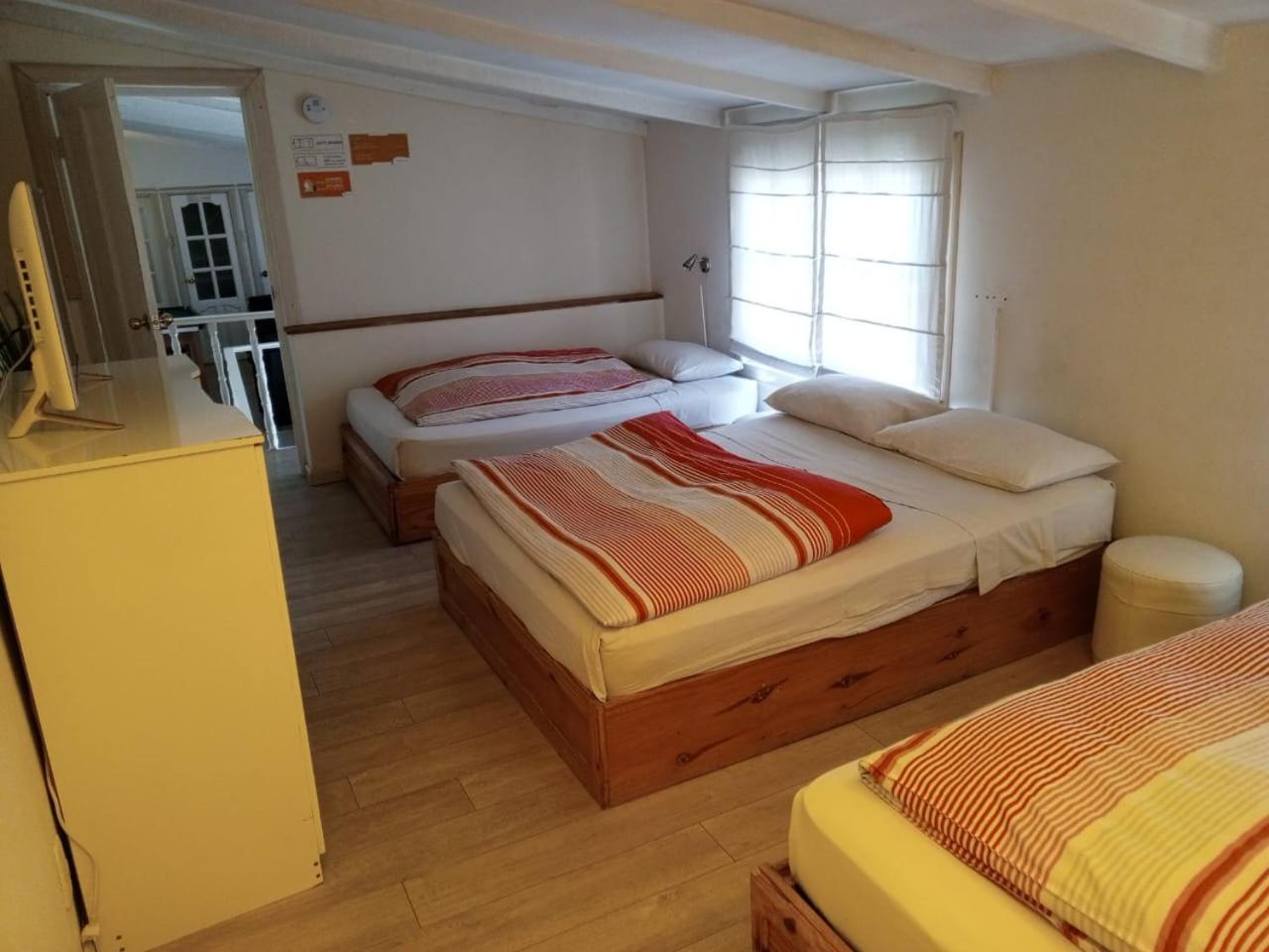 Atatau Hostel