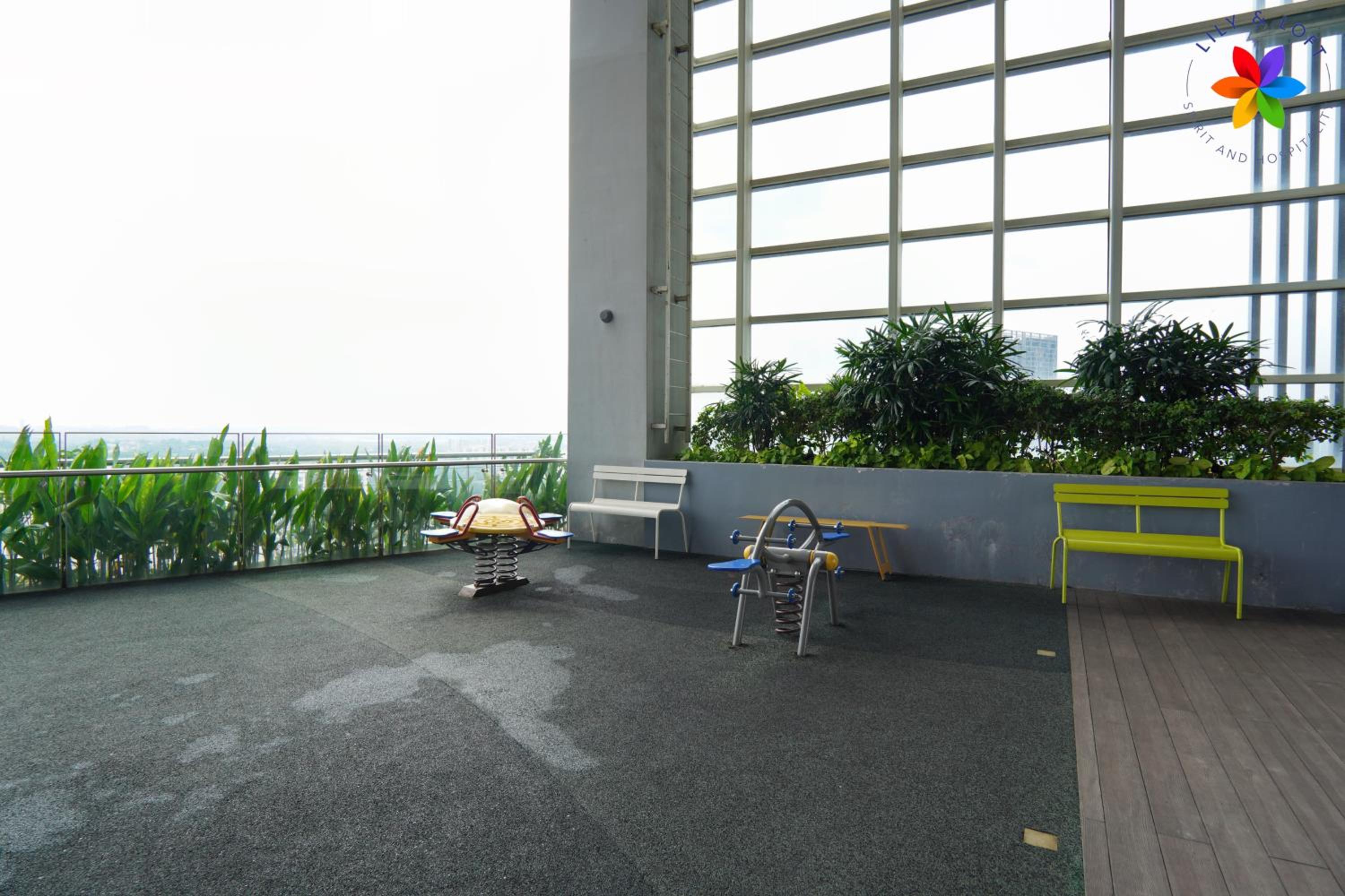 Azure Residences by Lilyandloft Paradigm Mall photo 6