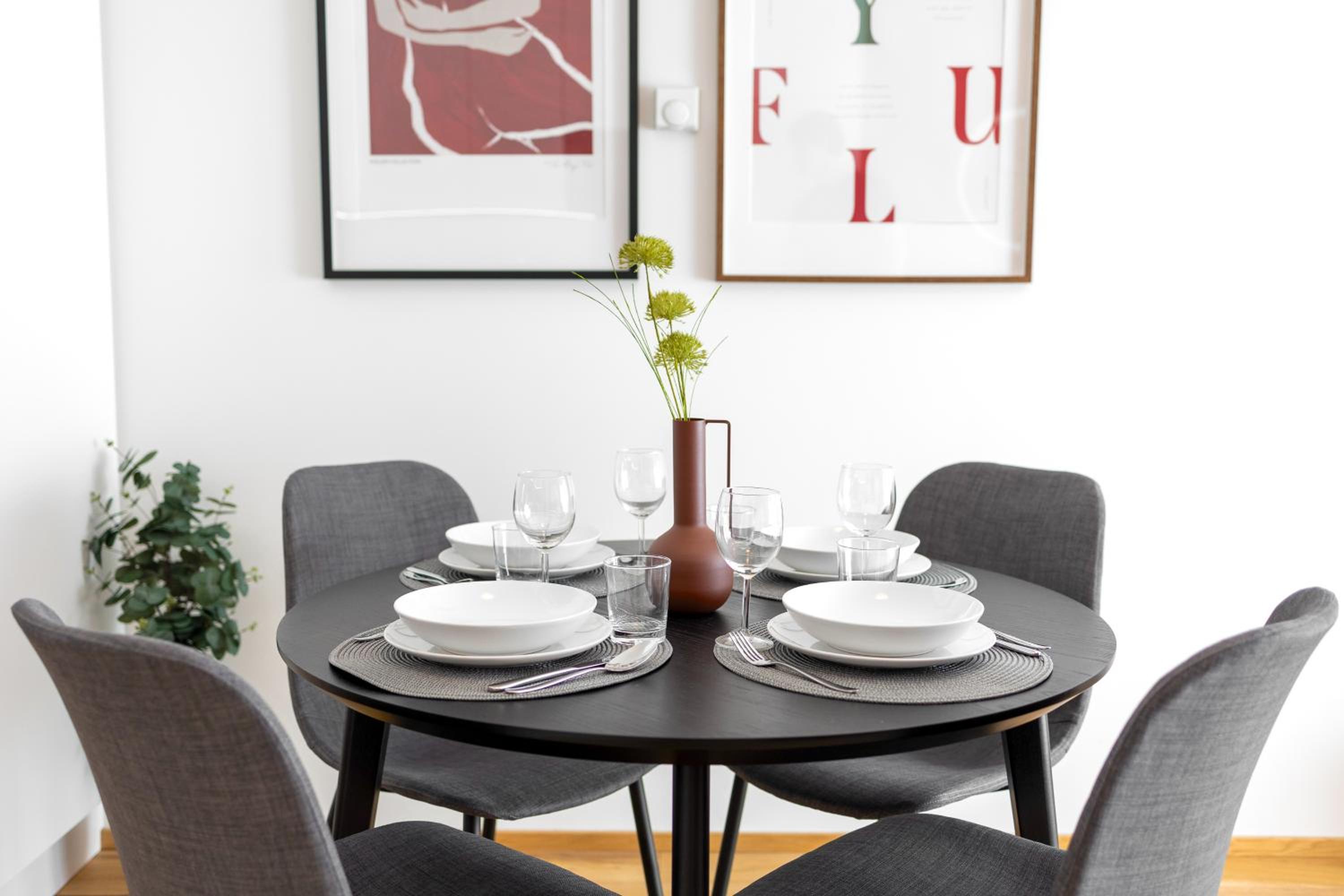 Stylish Apartment - Free Parking, Cinema, by Gravity Prague