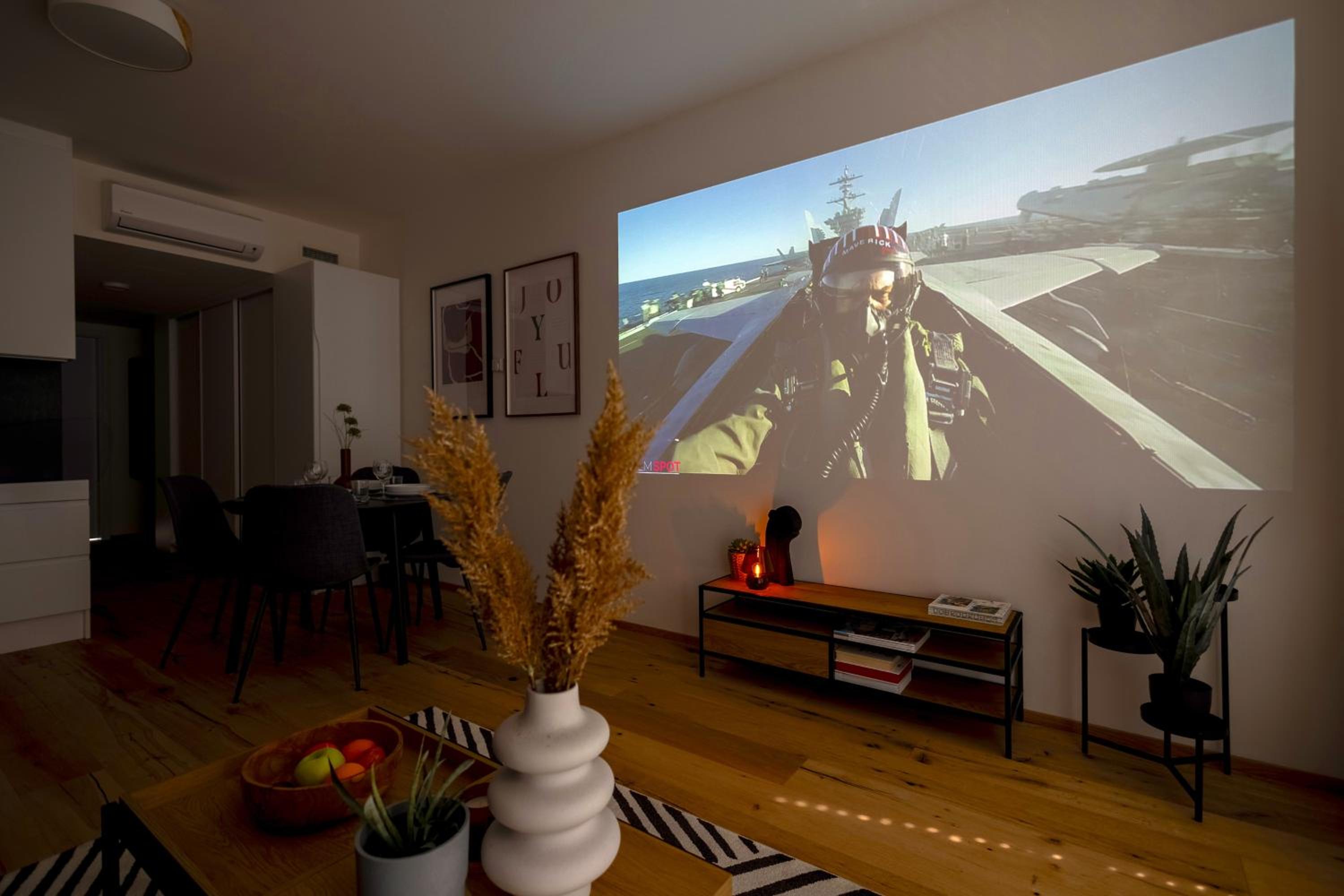 Stylish Apartment - Free Parking, Cinema, by Gravity Prague