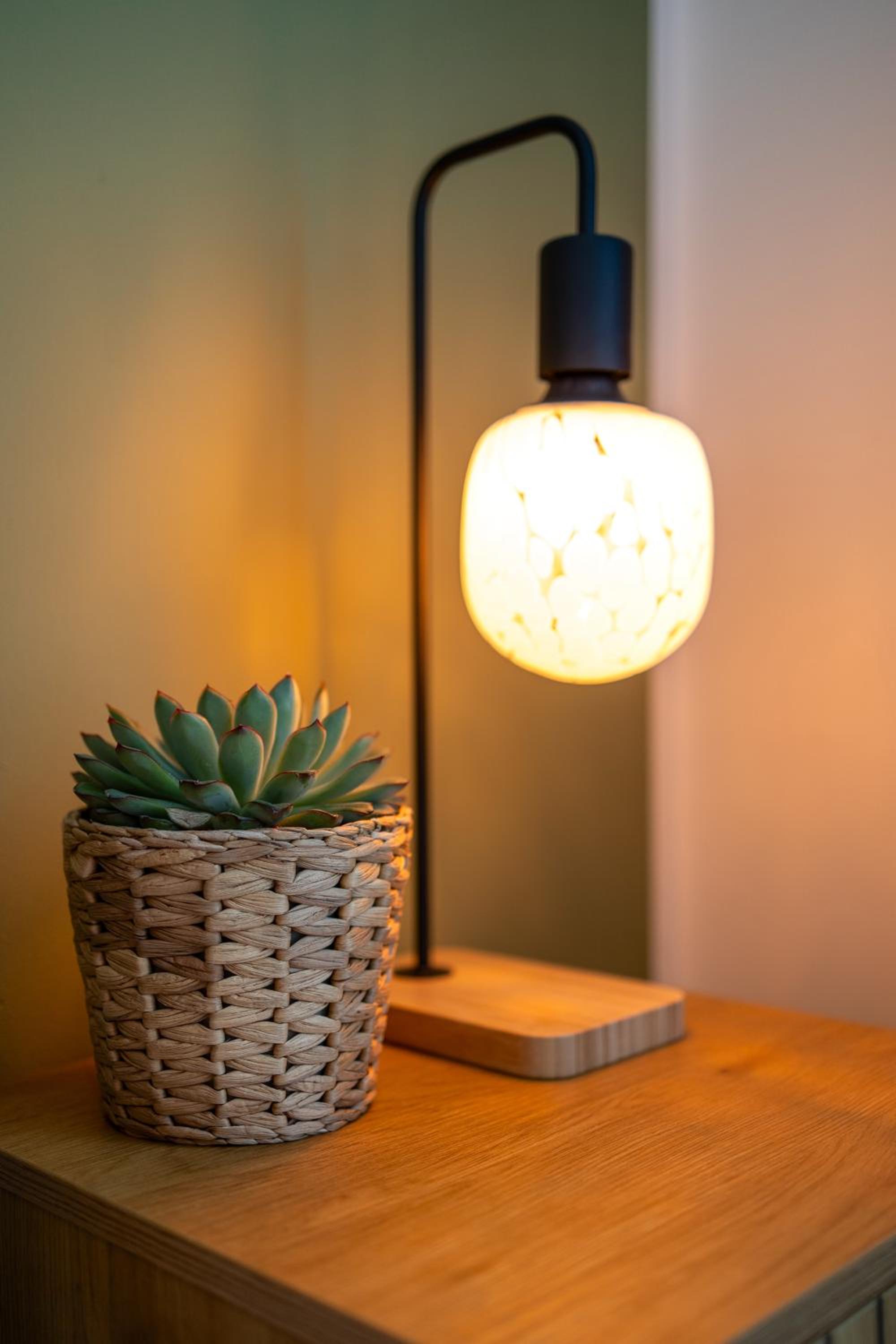Stylish Apartment - Free Parking, Cinema, by Gravity Prague