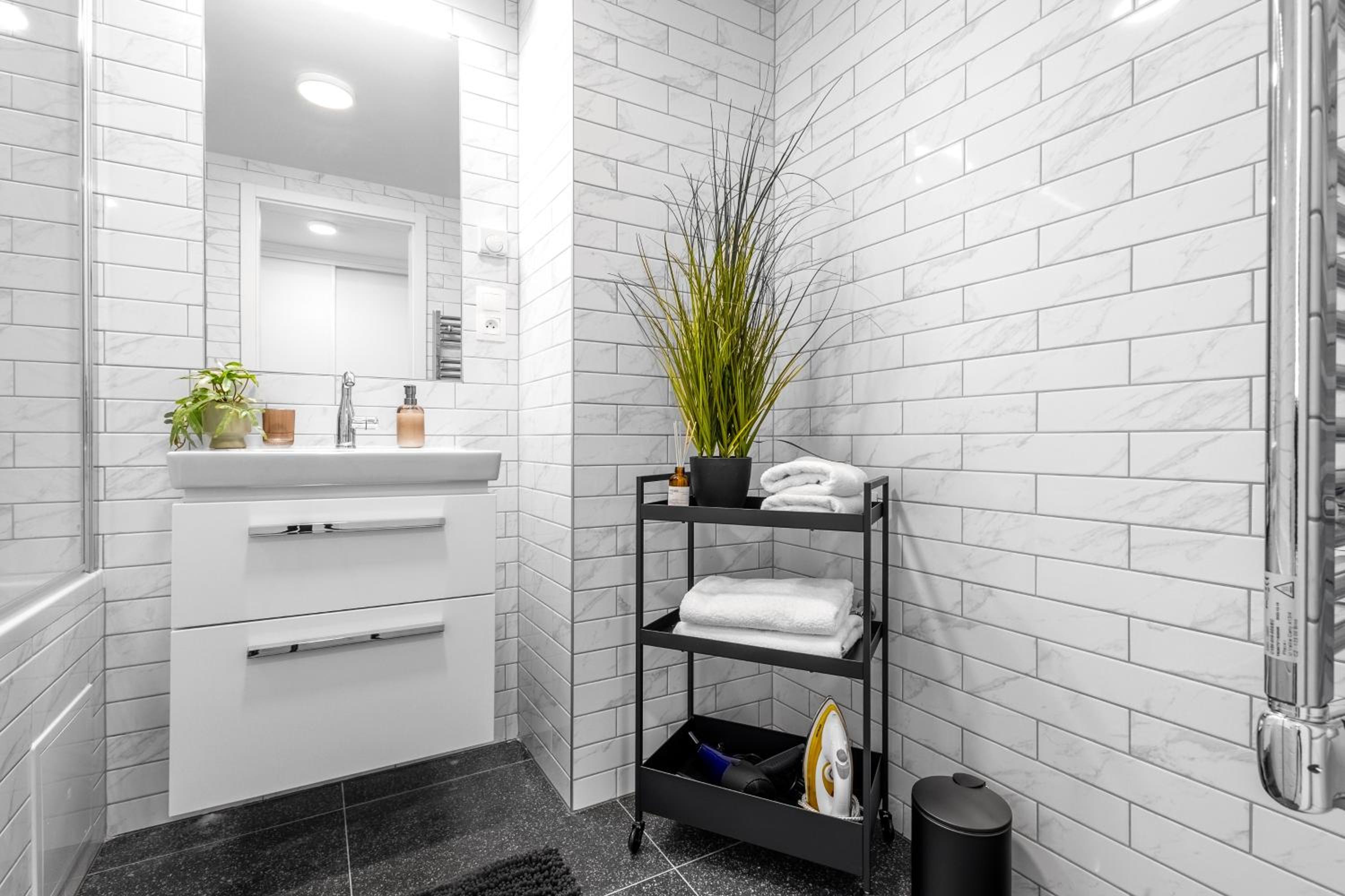 Stylish Apartment - Free Parking, Cinema, by Gravity Prague