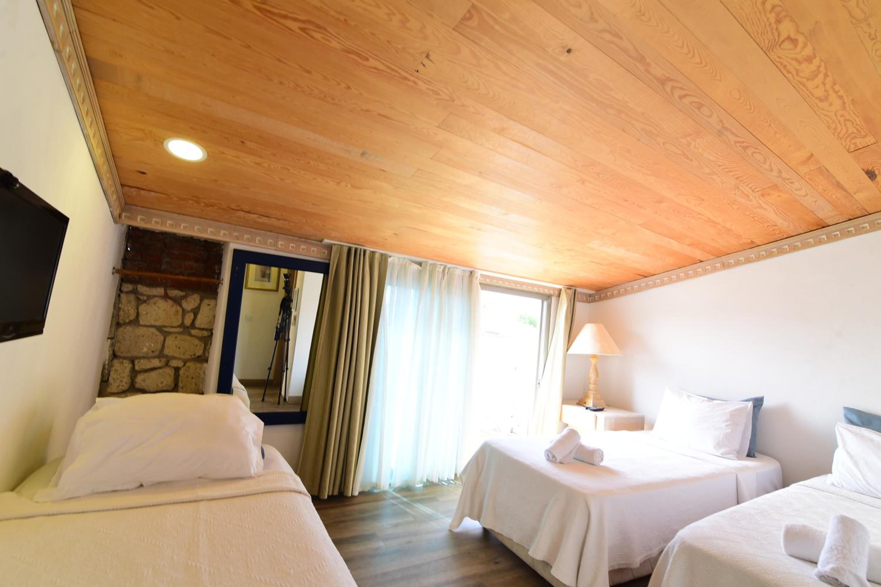 Alacati Asmali Konak Hotel