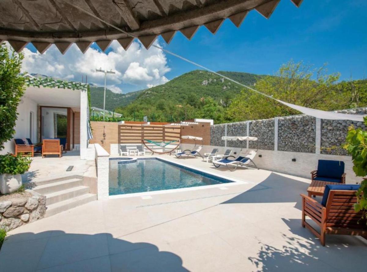 Villa D Apartments photo 4