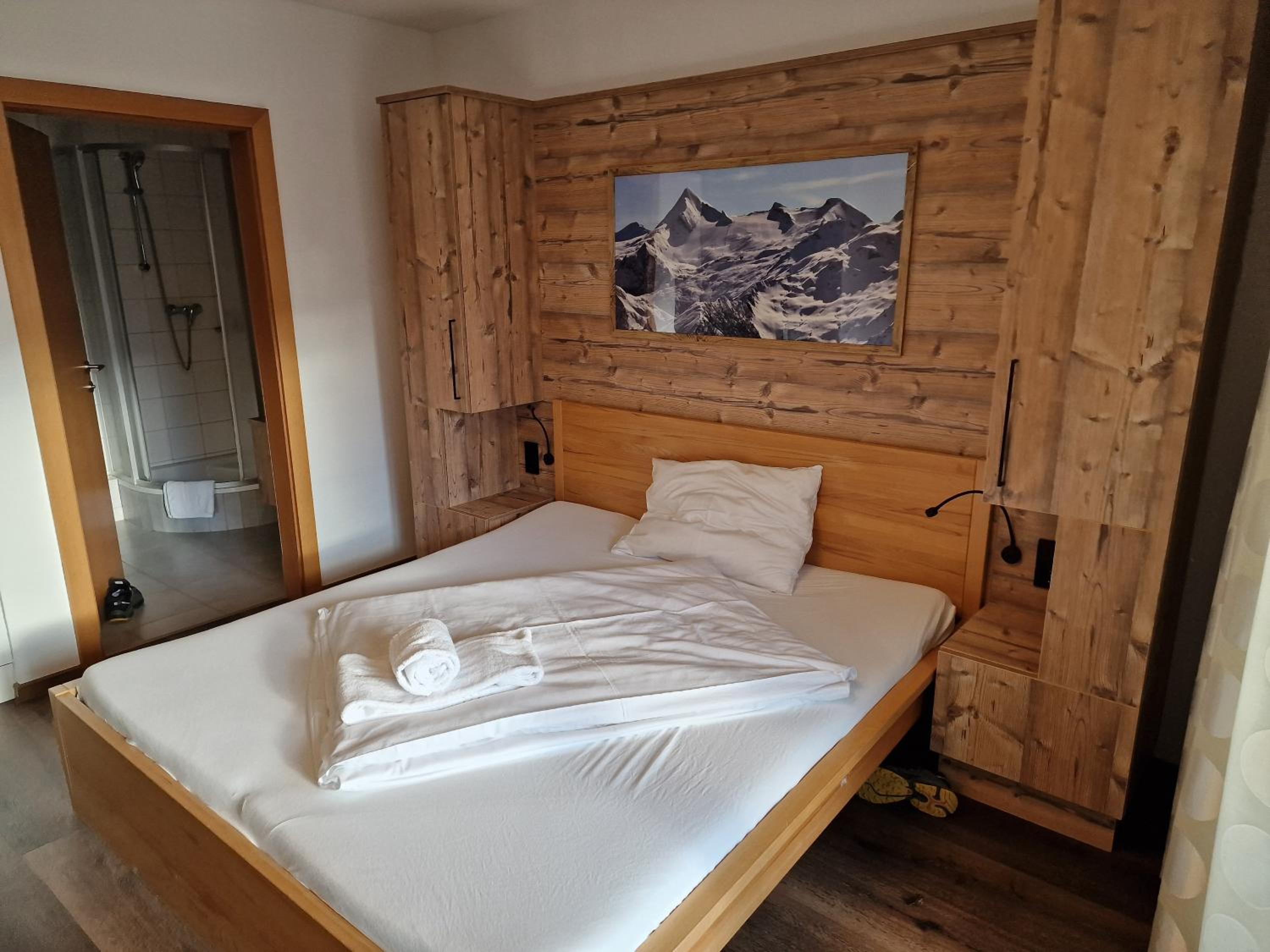 Adler Kaprun, Golf 'n' Ski and Mountain Biking.