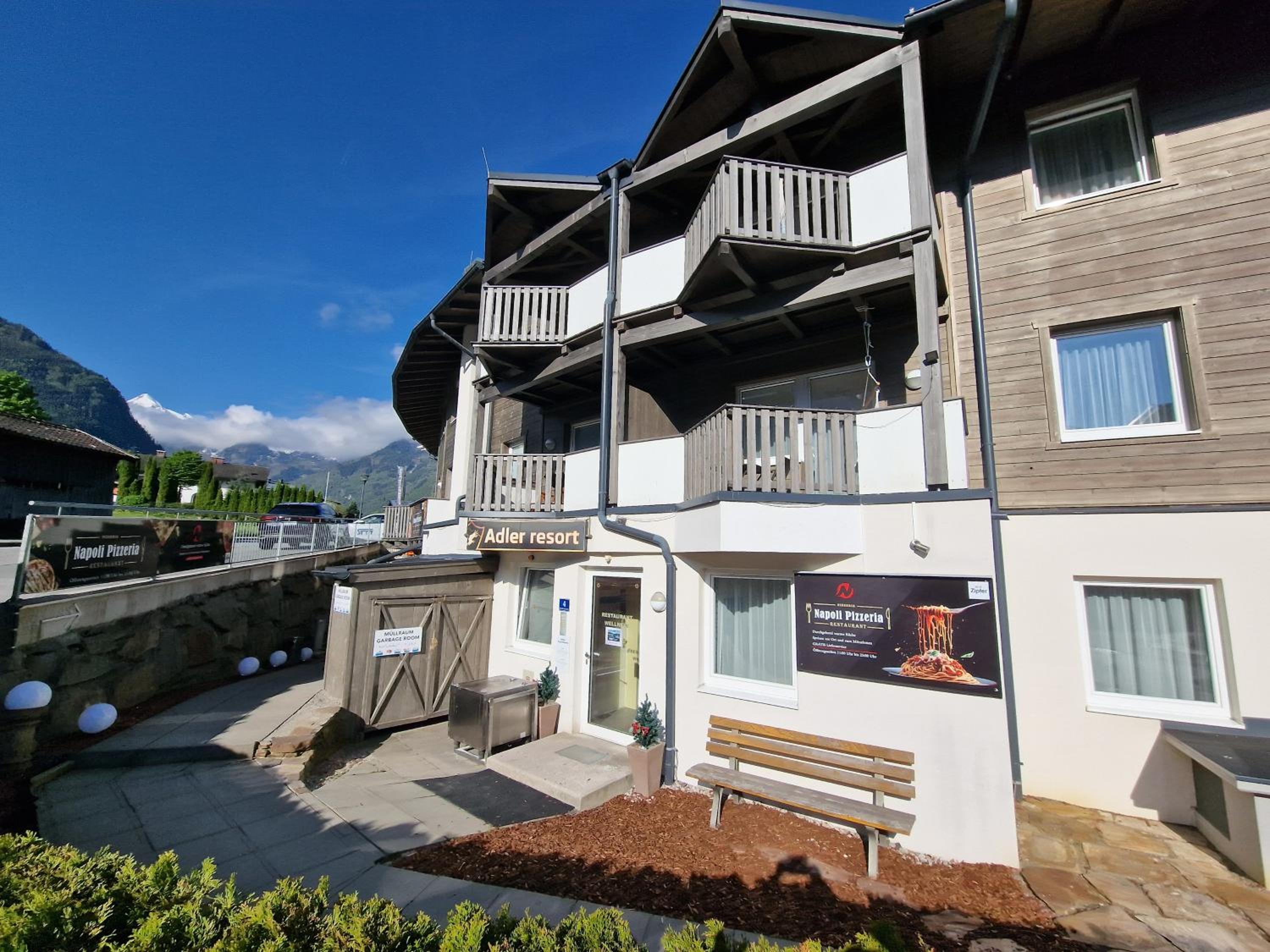 Adler Kaprun, Golf 'n' Ski and Mountain Biking.