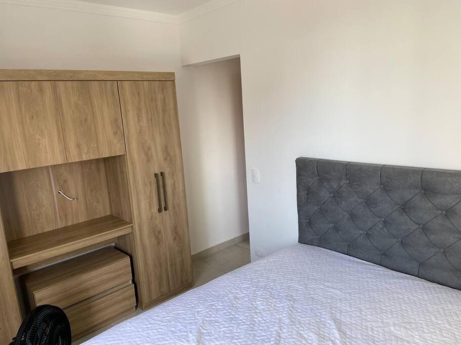 Apt com suíte+vaga+Wi-Fi menos de 90 MTS DA PRAIA