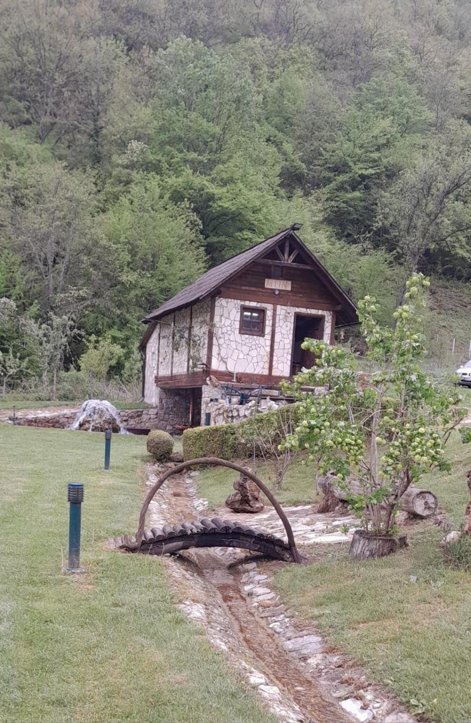 Vikendice - Vodenica Jurić