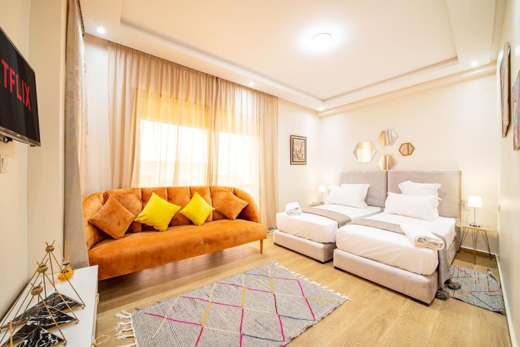 Luxruy Villa Golf Only Families view 5