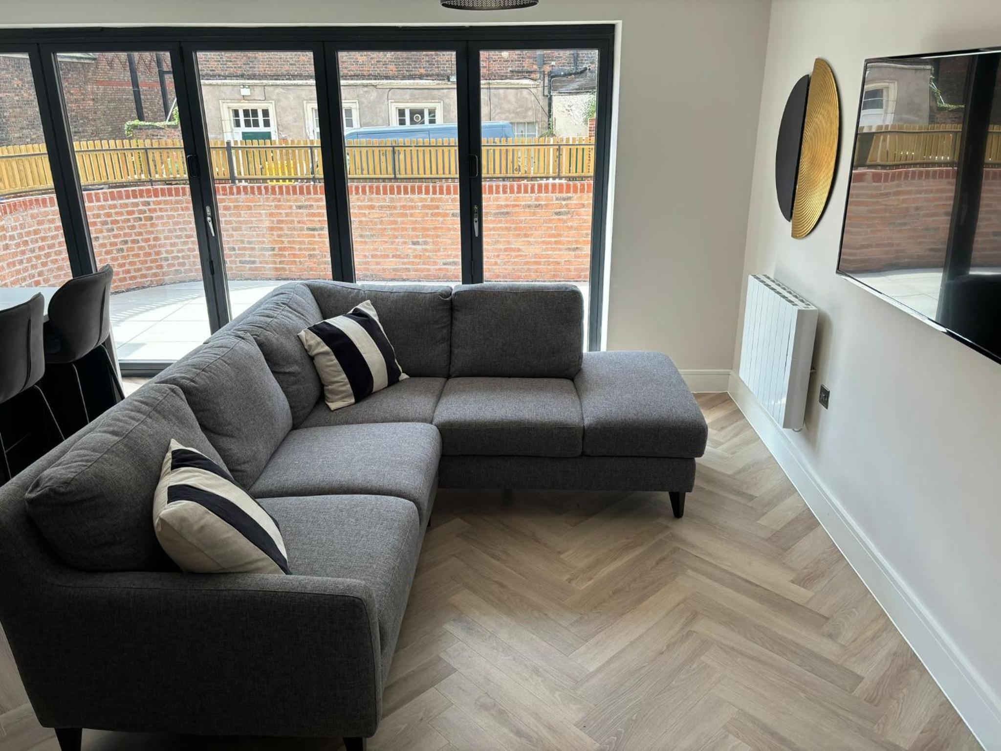 Pilgrim House by Phoenix Collection