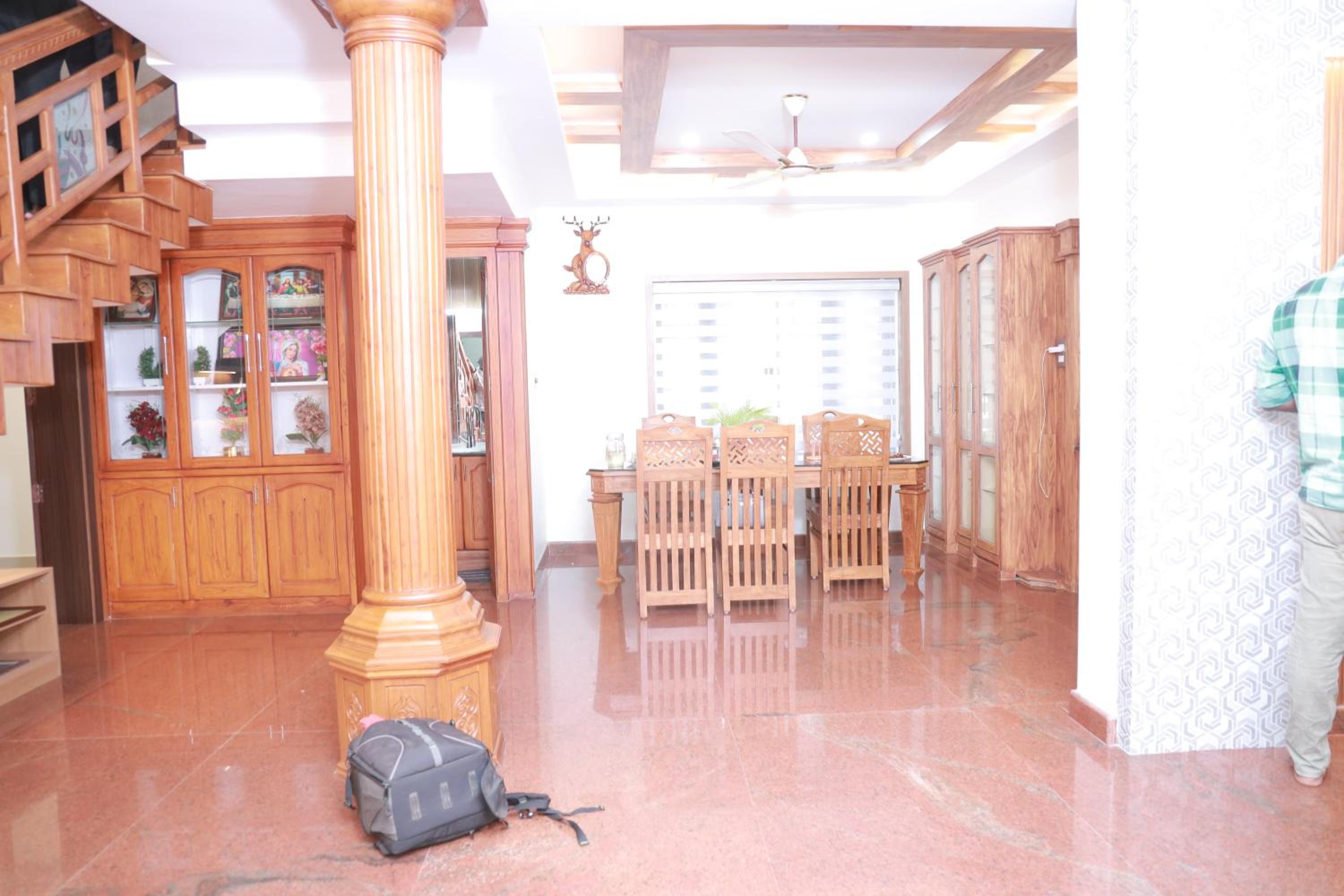 Rose Villa