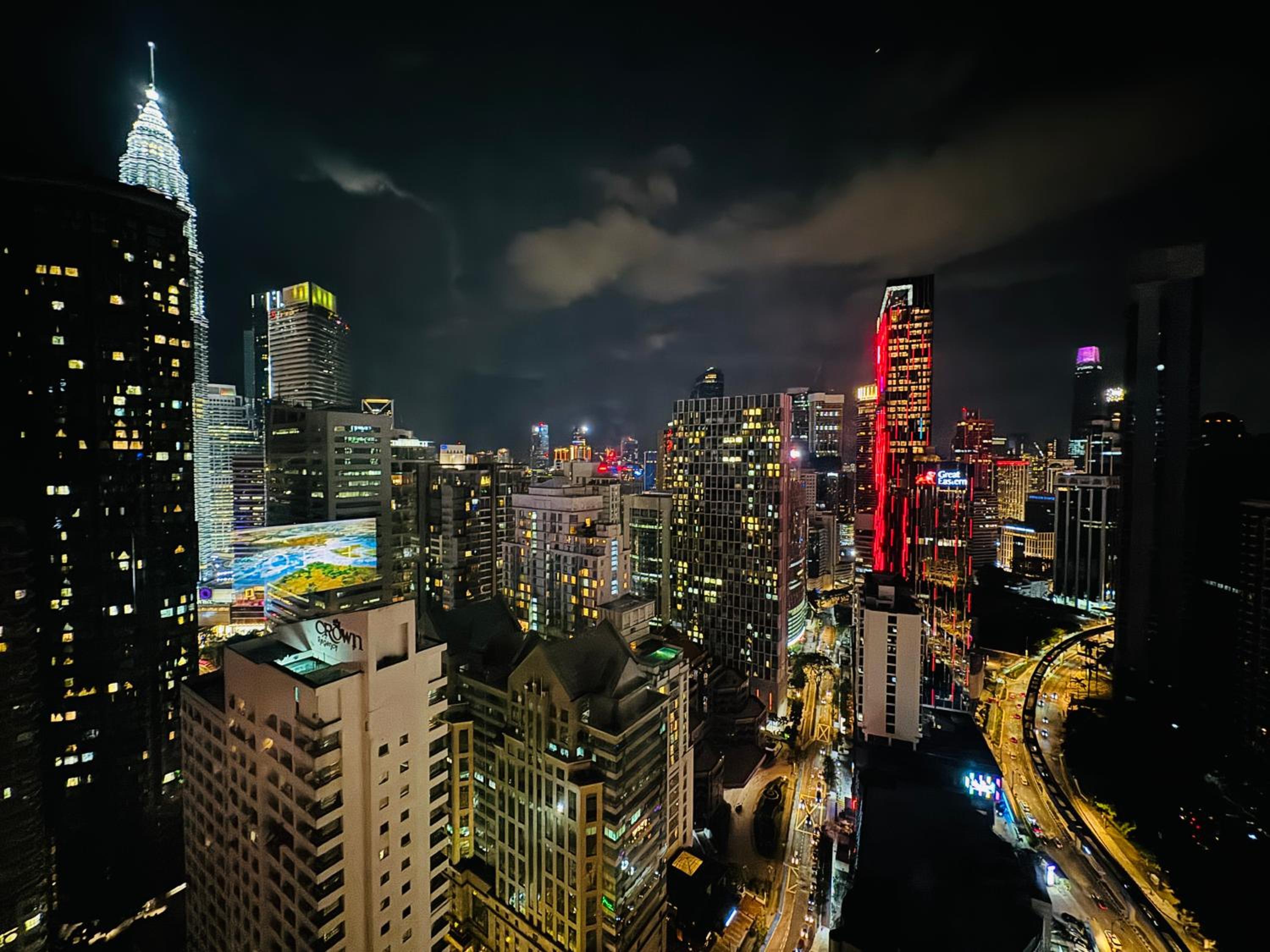 Vortex Suites Apartment Klcc