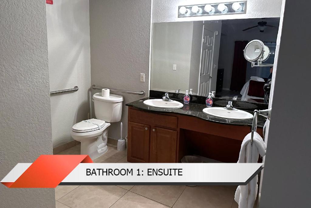 Spider-Man-themed condo near Disney, Sea World, Universal and OCCC with pool, spa, restaurants, shuttle, private balcony, and view of fireworks shows