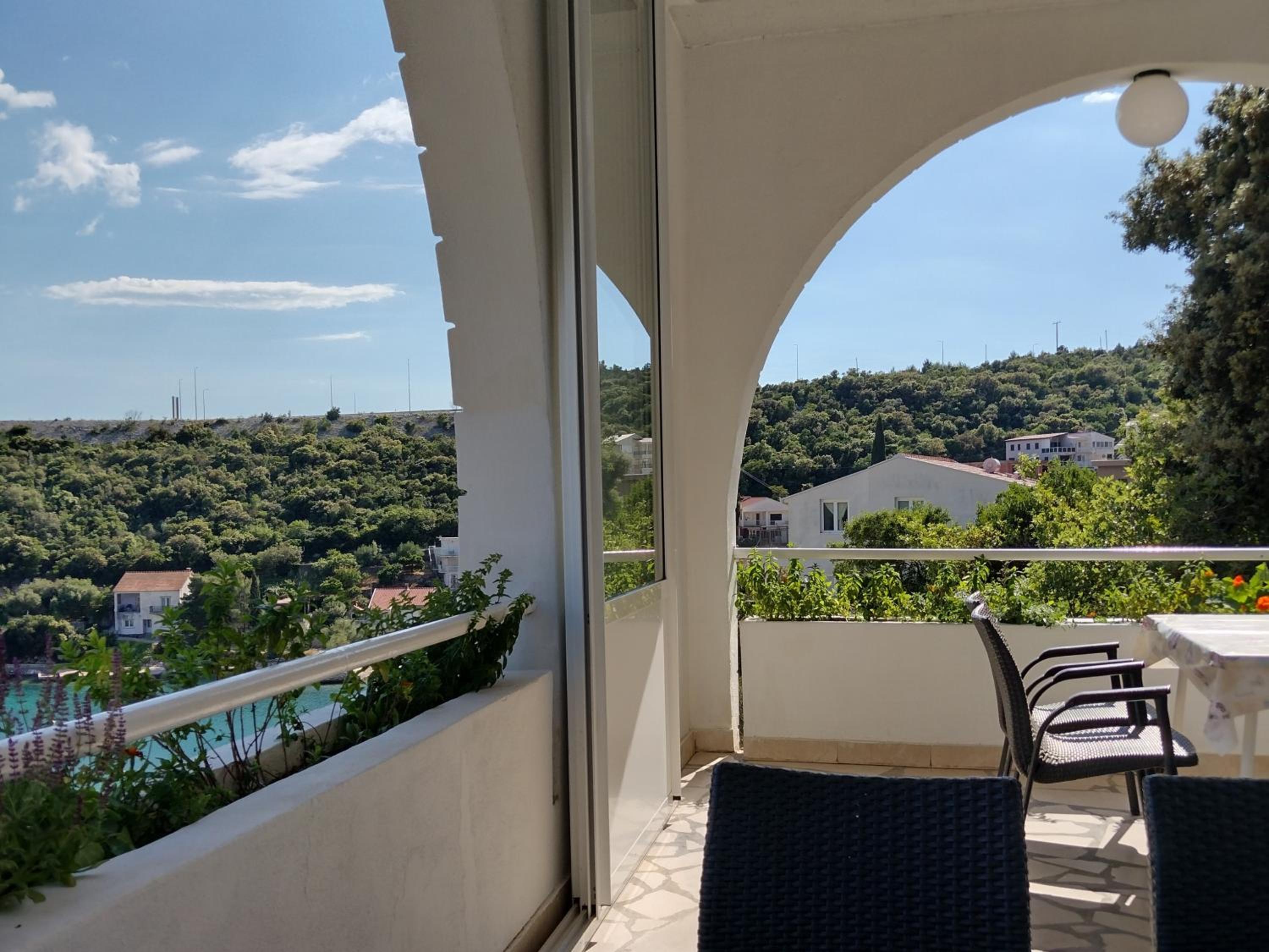 Family Majčica - villa Malo Misto view 5