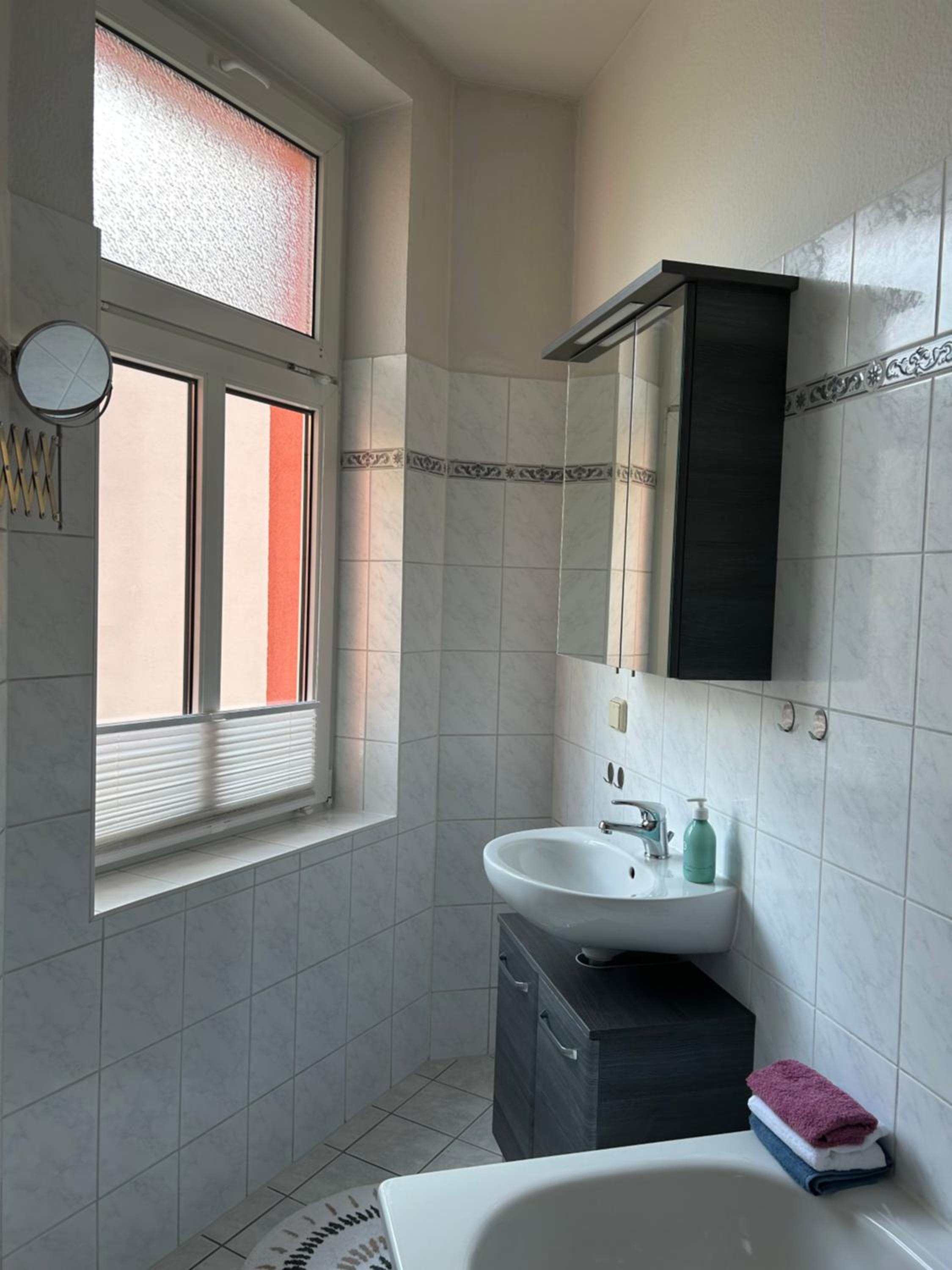 Schöne 3 Zimmer Wohnung mit großem Balkon bis 7 Personen