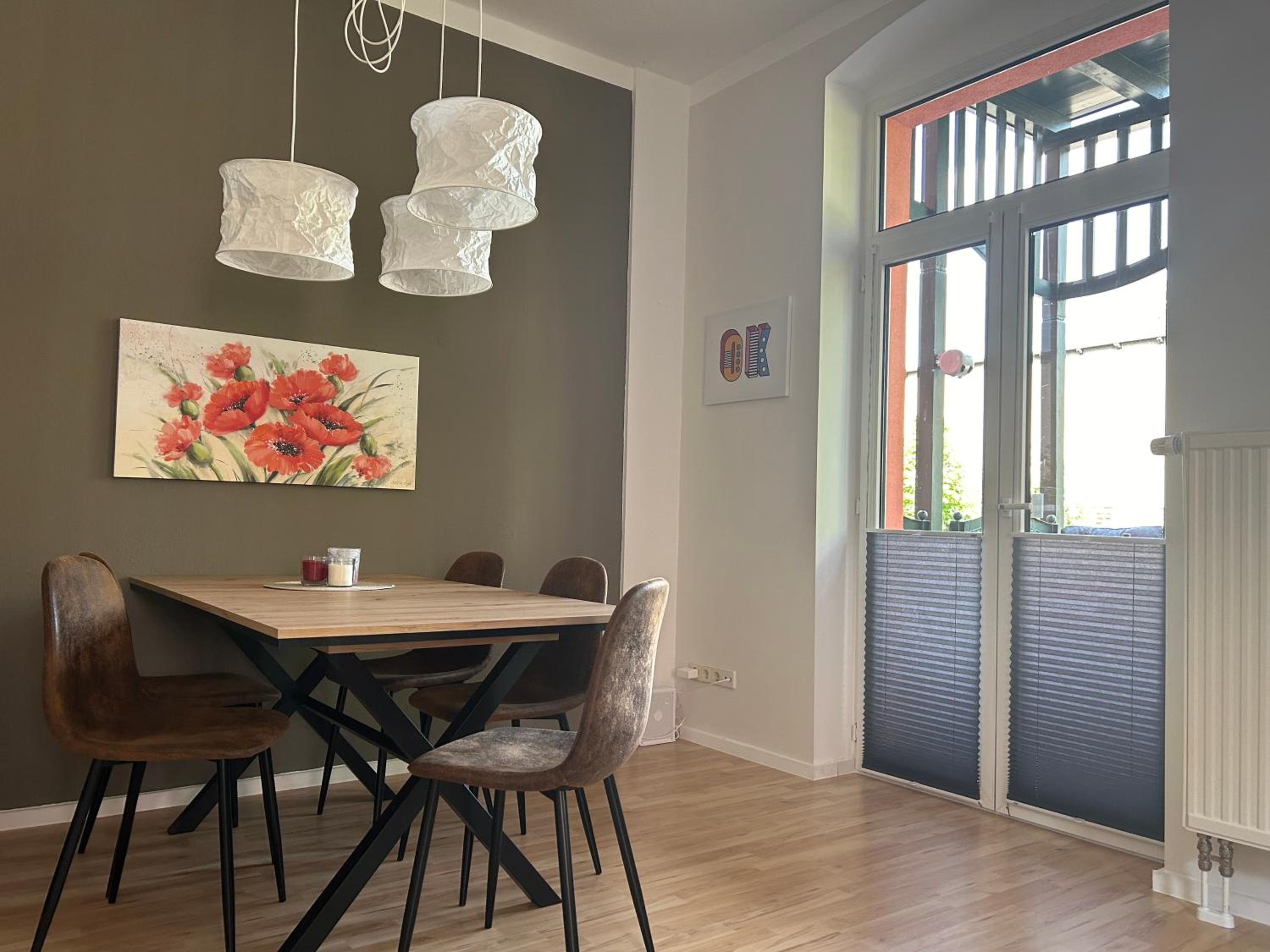 Schöne 3 Zimmer Wohnung mit großem Balkon bis 7 Personen