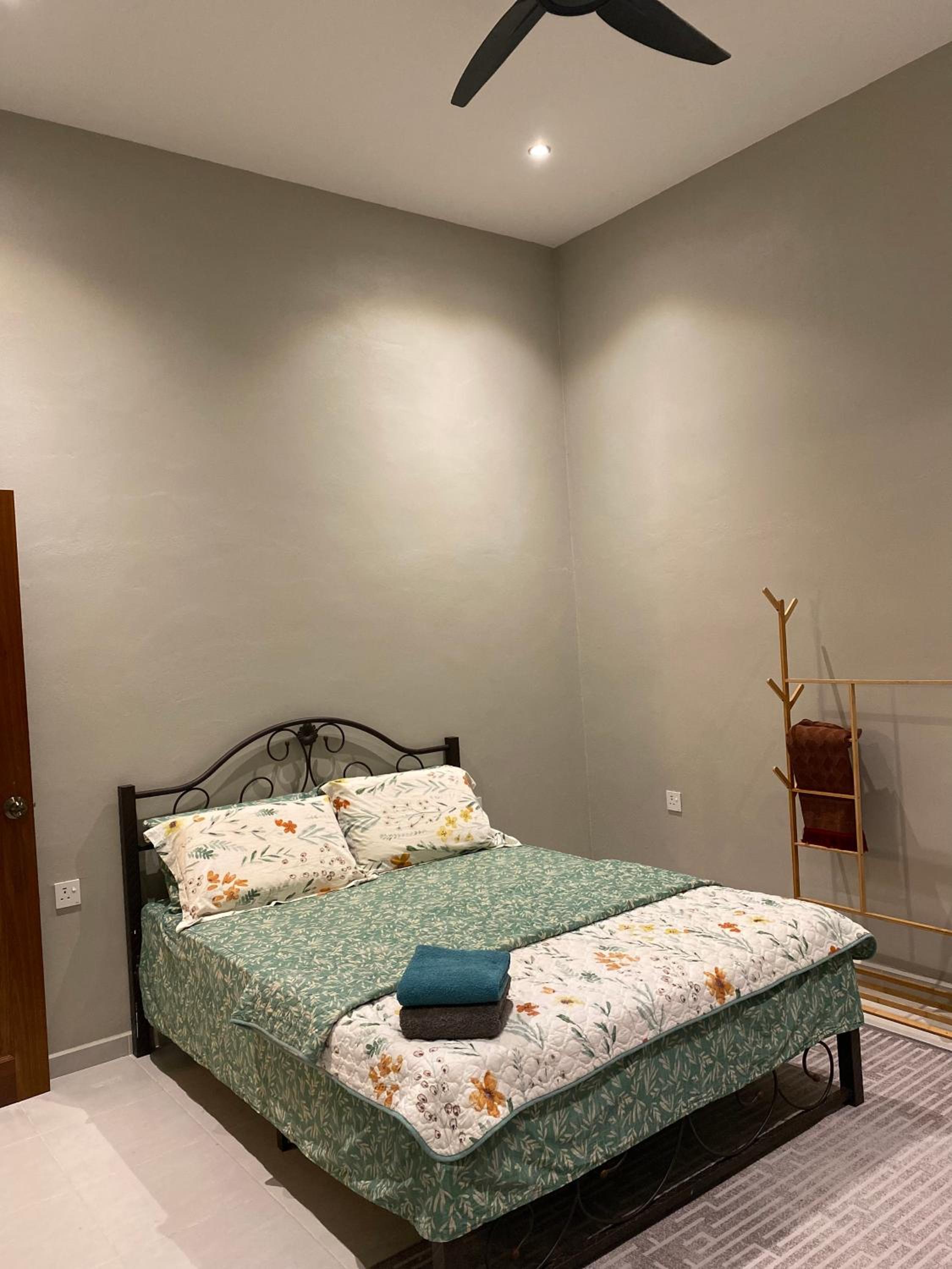 Adeeb Homestay