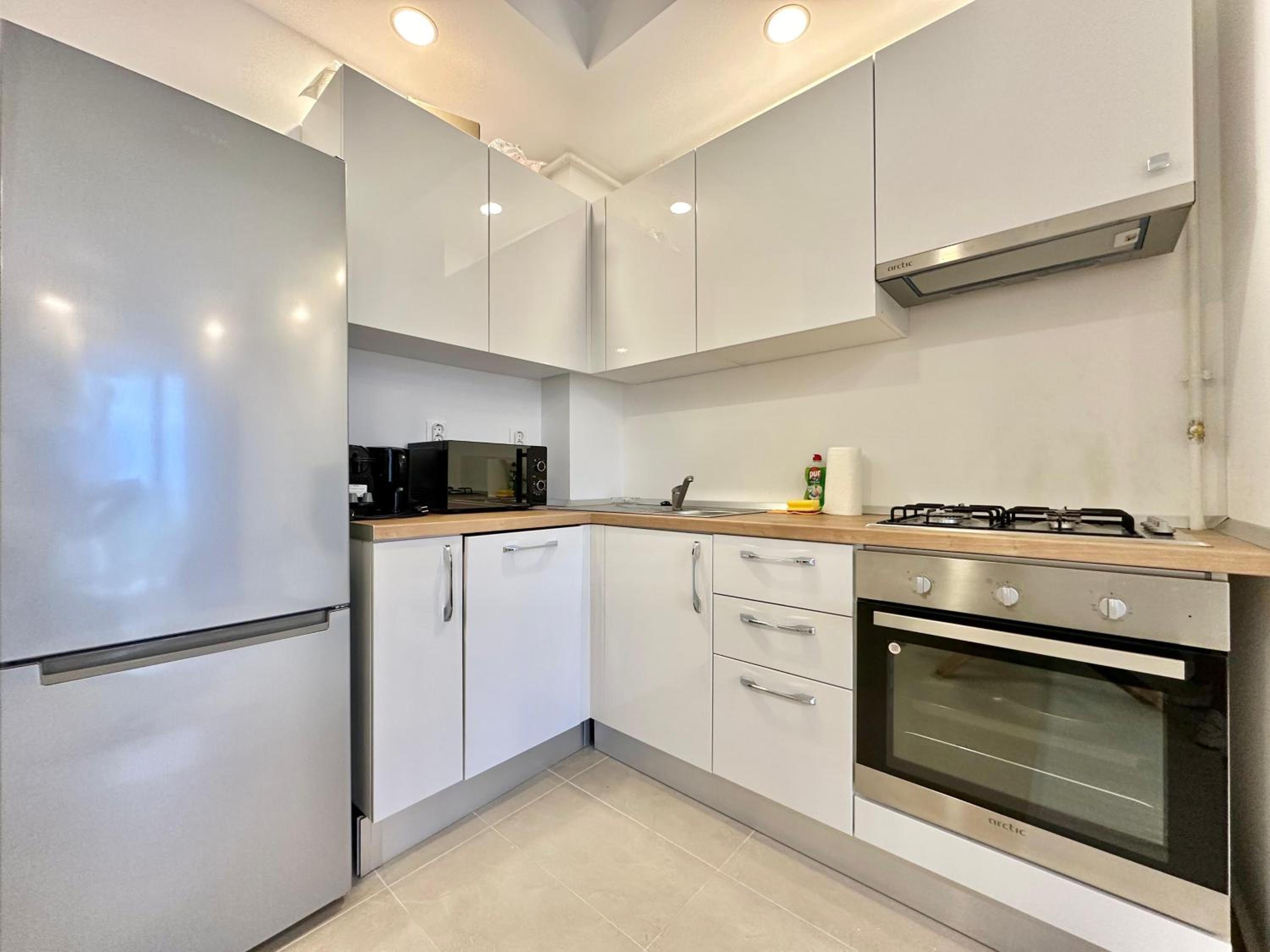 Double Studio B605 StayInn by Cosmopolis view 5