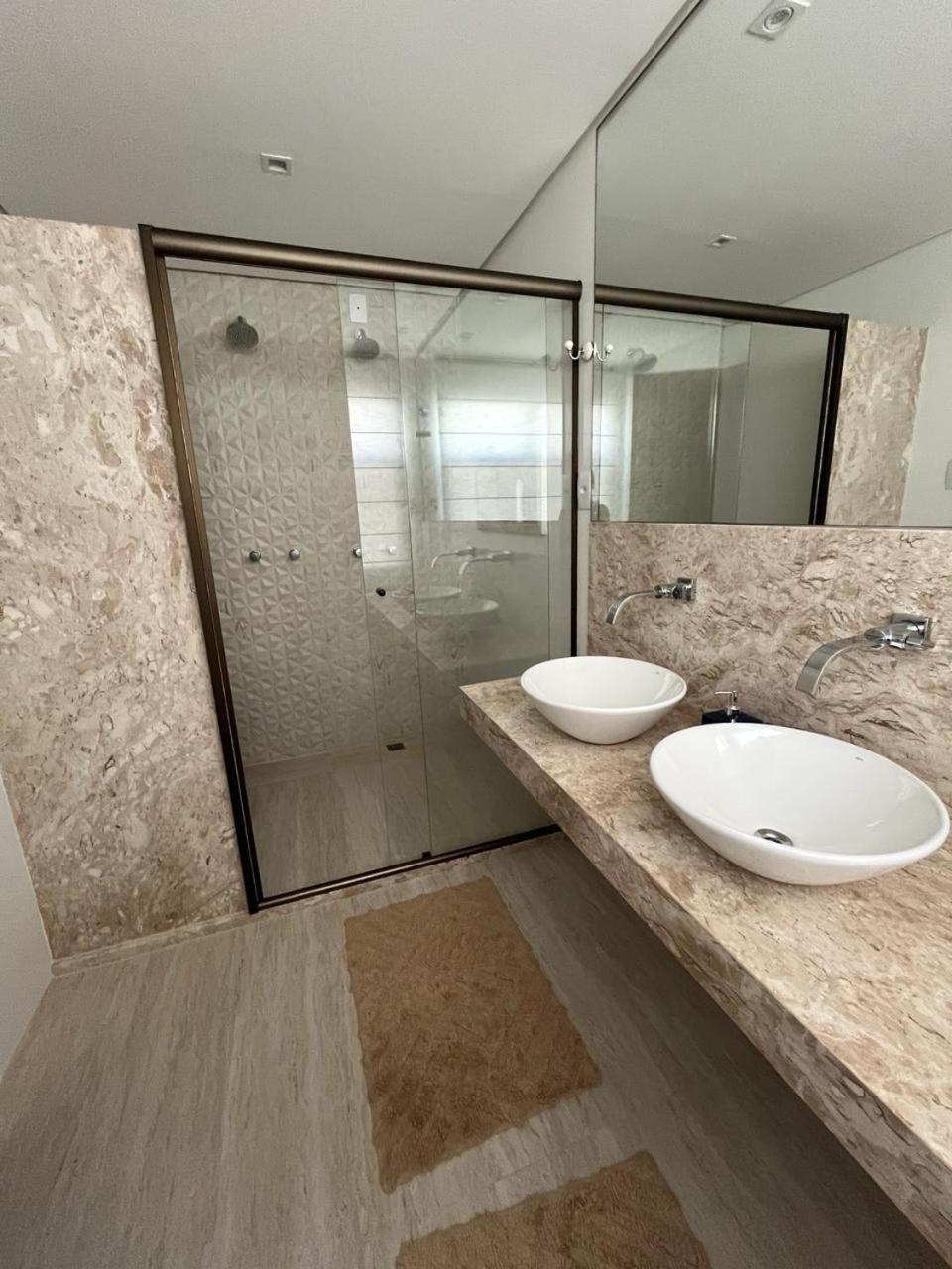 Vila Rosa Branca