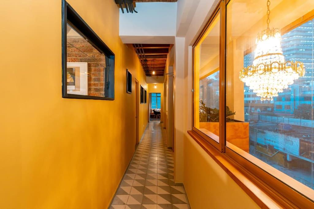 AVJ2 - Increíble Apartamento en La Candelaria con Calefacción 2 Hab
