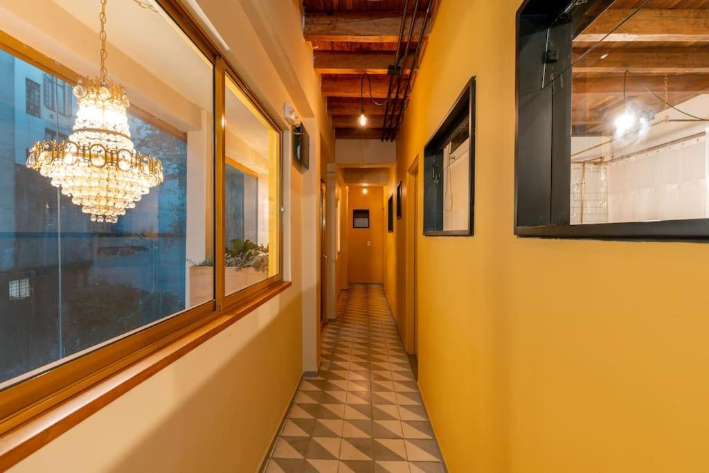 AVJ2 - Increíble Apartamento en La Candelaria con Calefacción 2 Hab