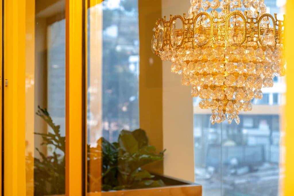 AVJ2 - Increíble Apartamento en La Candelaria con Calefacción 2 Hab