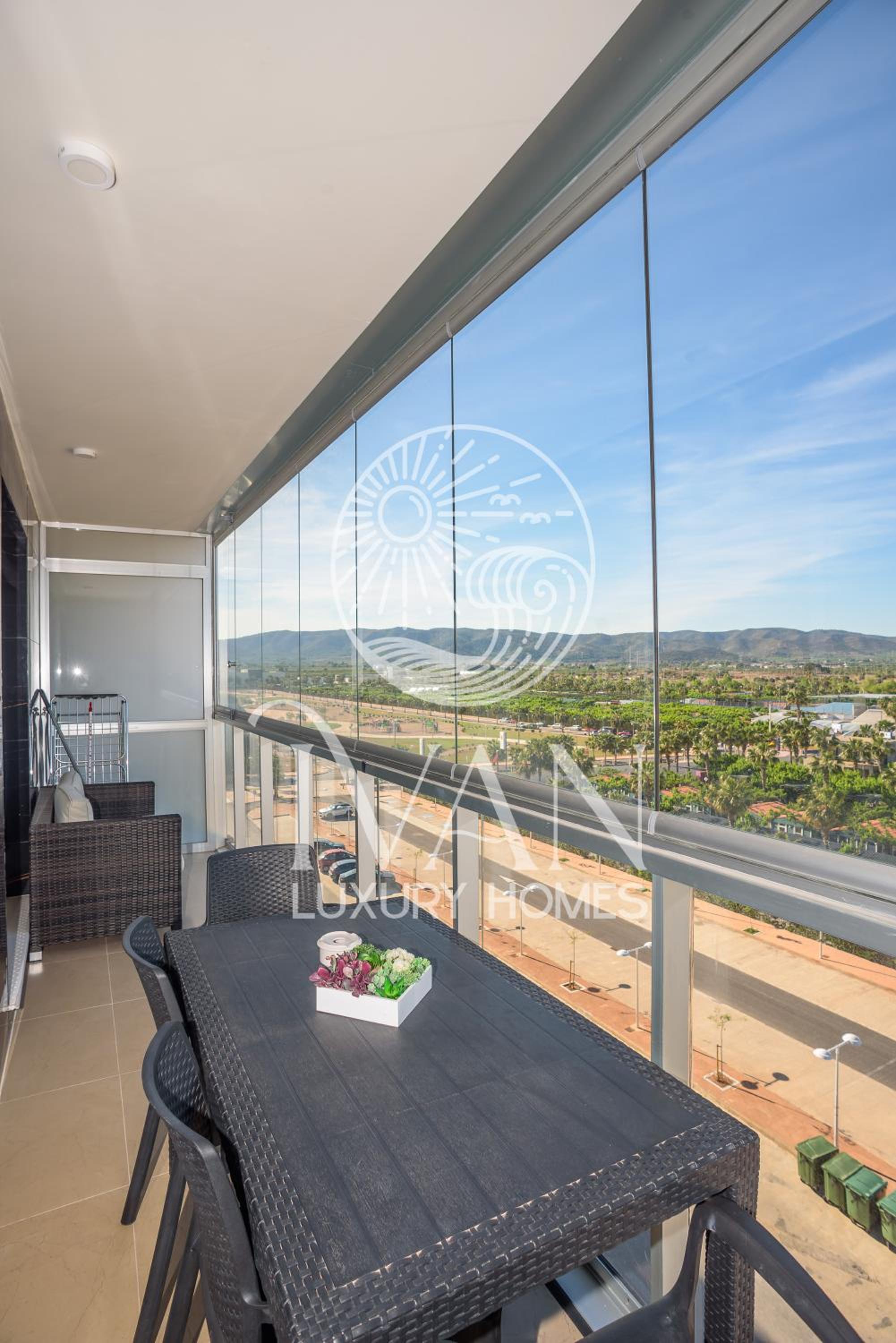 Casa Wolf Ivan Luxury Homes 5ªPta Norte 1ªLínea en Oropesa del Mar — balance & terrace