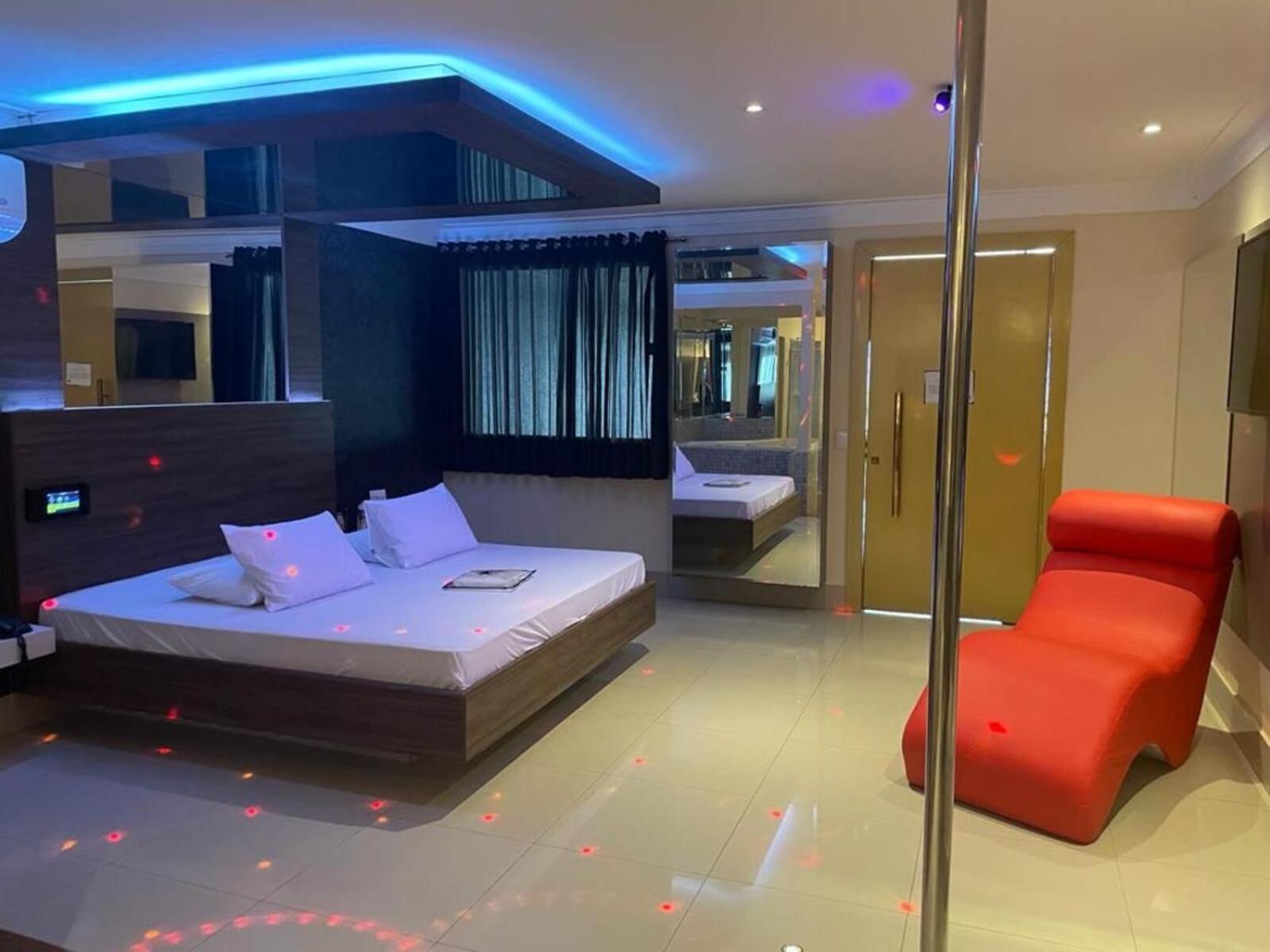 Eros Motel