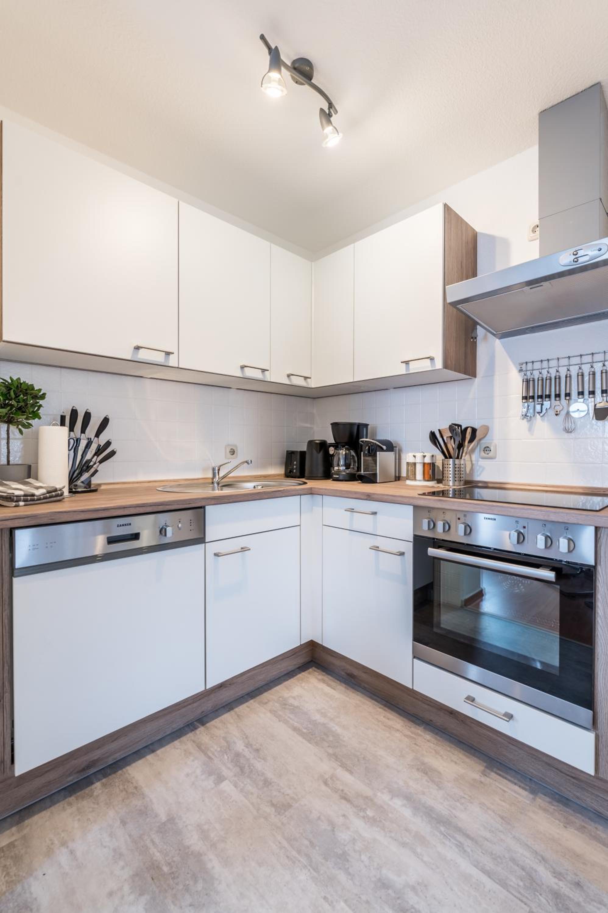 Cozyhomz Ferienwohnung bis 5 Personen mit Stellplatz